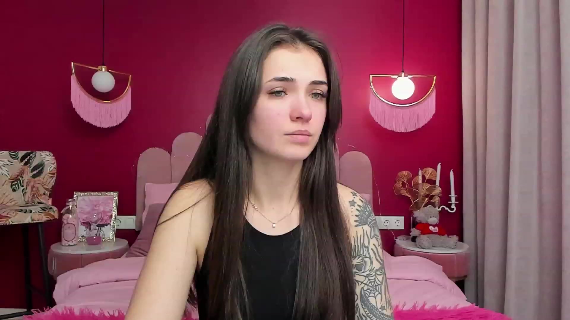 Gallery image thumbnail from AmeliaMFC's myfreecams stream on, 02/03/2023, 13:53 image 8 of 20