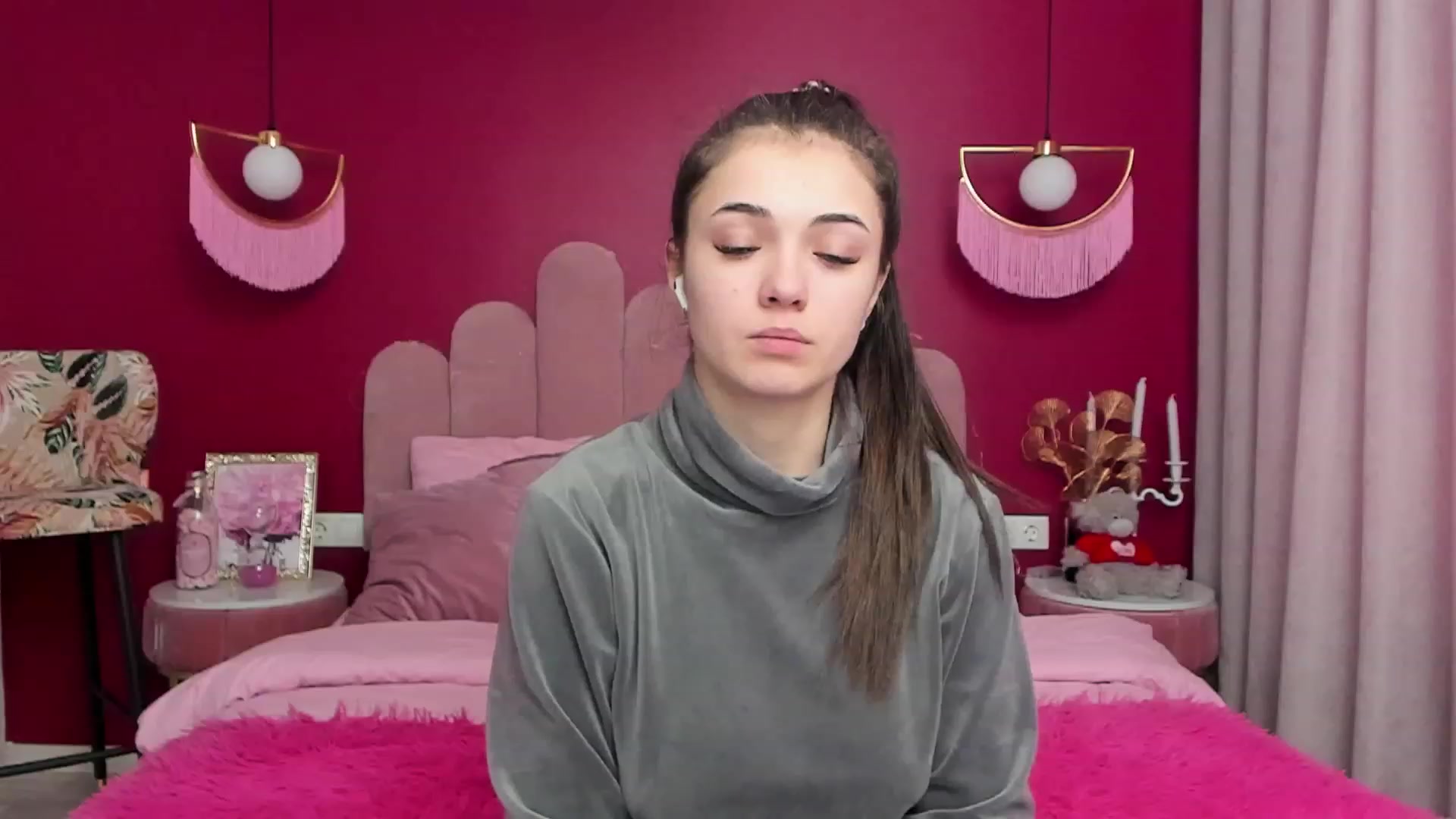 Gallery image thumbnail from AmeliaMFC's myfreecams stream on, 02/07/2023, 12:21 image 3 of 20