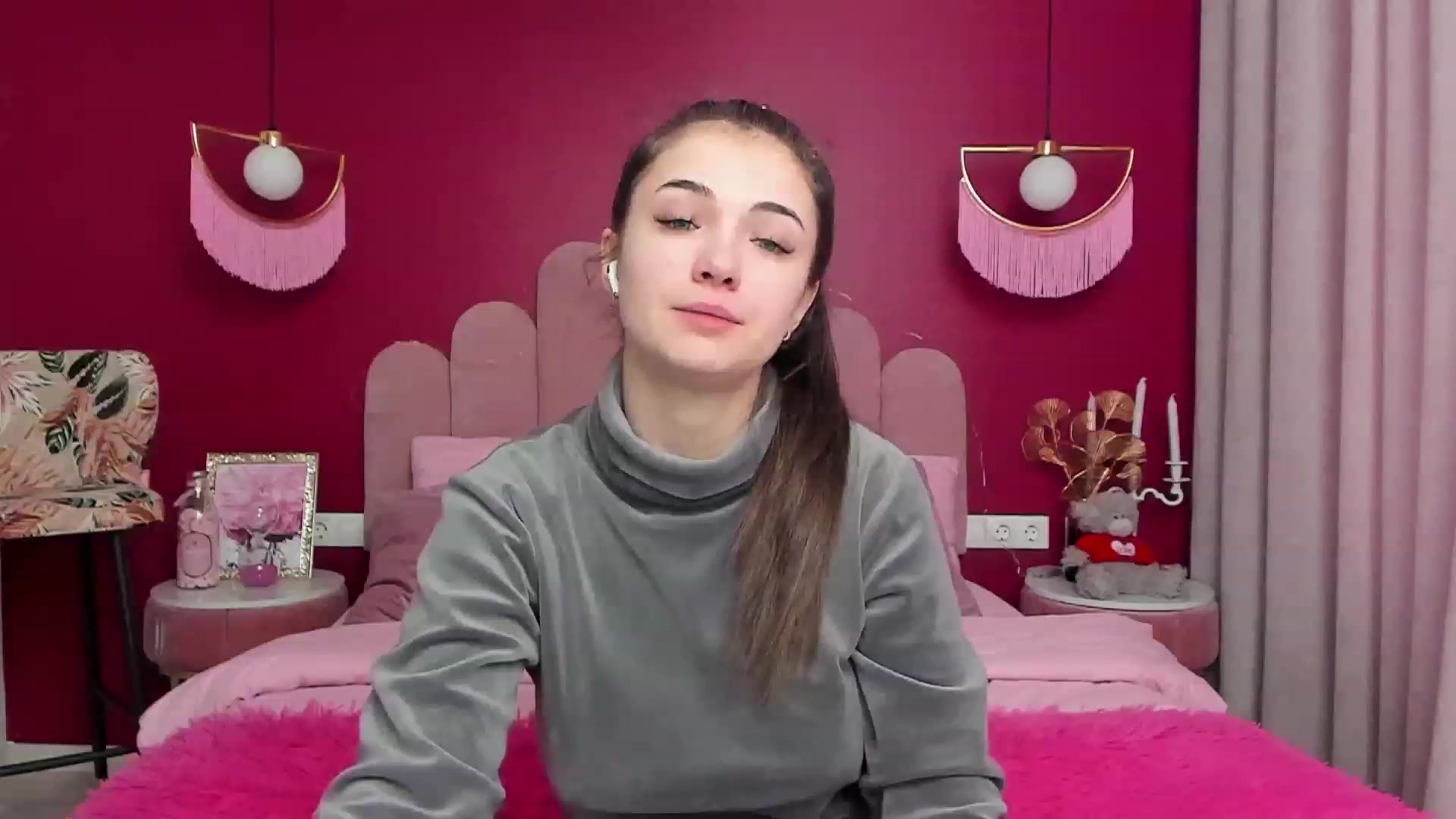 Gallery image thumbnail from AmeliaMFC's myfreecams stream on, 02/07/2023, 12:21 image 10 of 20