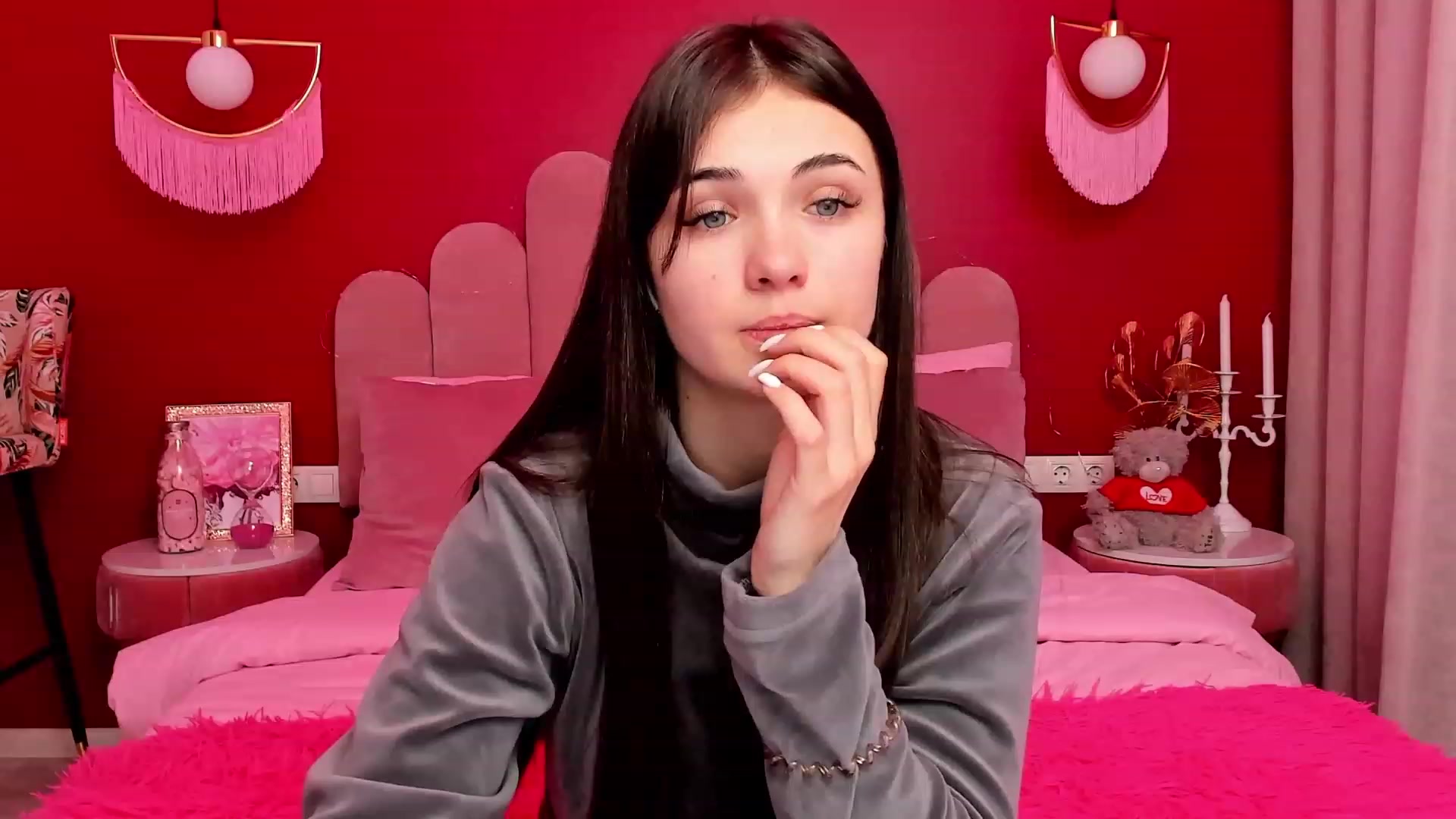 Gallery image thumbnail from AmeliaMFC's myfreecams stream on, 02/09/2023, 09:07 image 10 of 20
