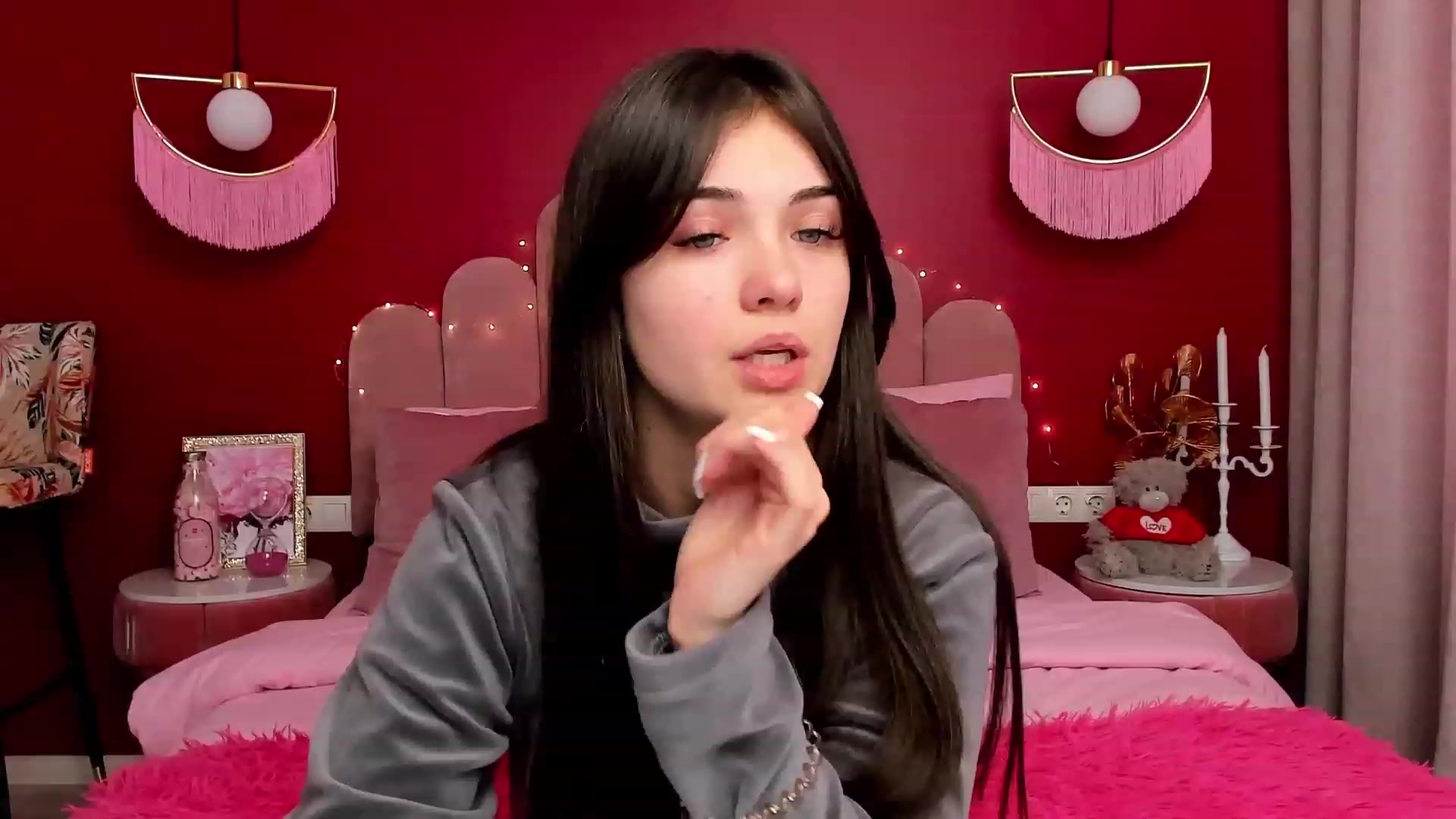 Gallery image thumbnail from AmeliaMFC's myfreecams stream on, 02/09/2023, 11:06 image 1 of 20
