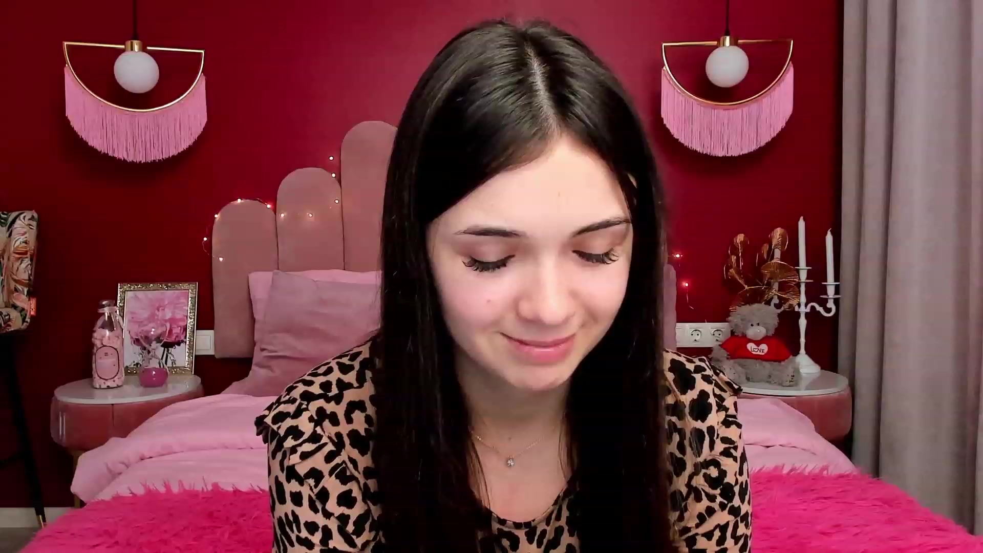 Gallery image thumbnail from AmeliaMFC's myfreecams stream on, 02/10/2023, 15:17 image 17 of 20