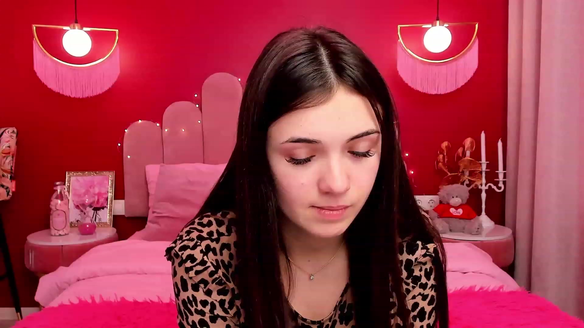 Gallery image thumbnail from AmeliaMFC's myfreecams stream on, 02/10/2023, 15:17 image 2 of 20