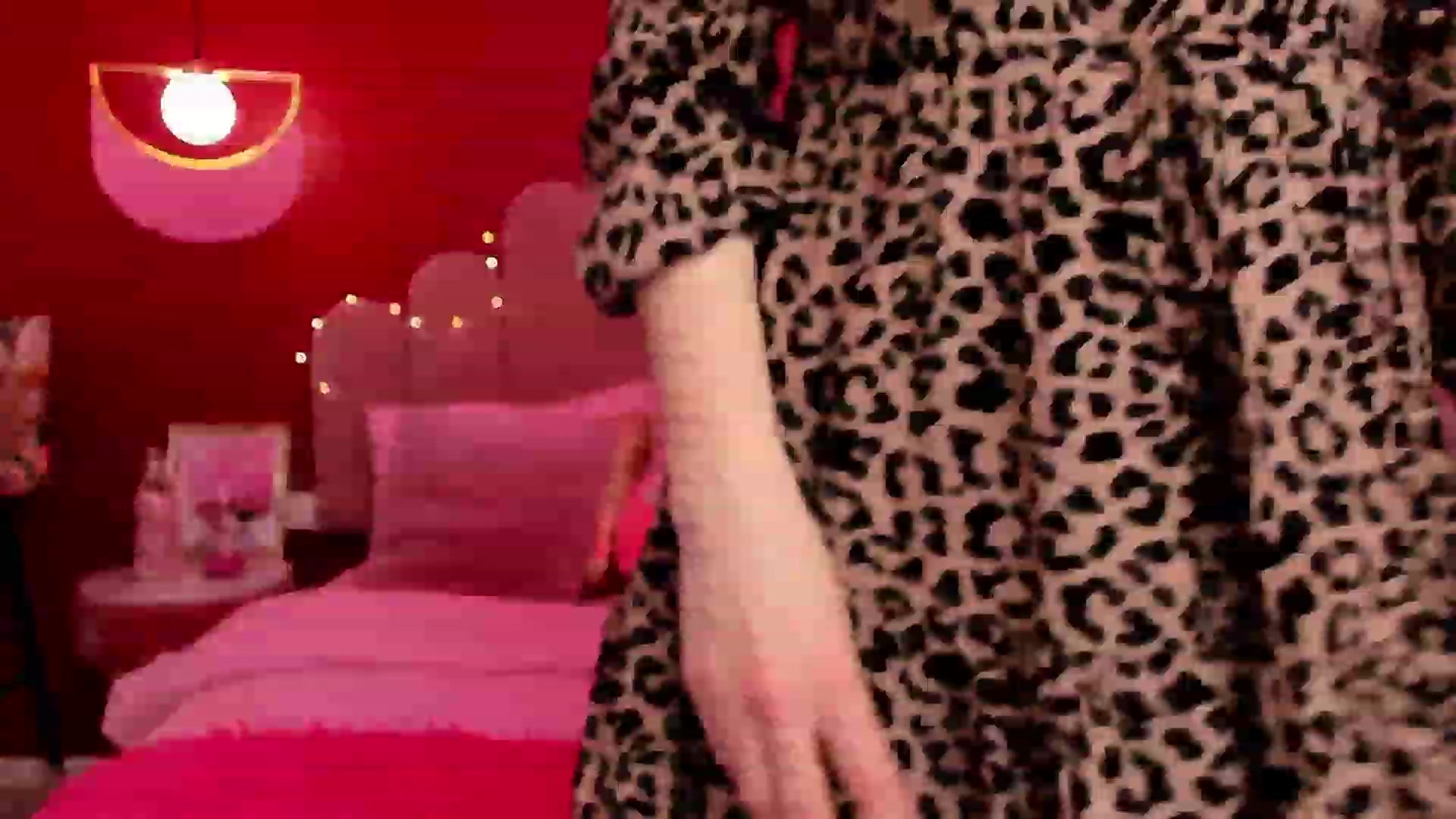 Gallery image thumbnail from AmeliaMFC's myfreecams stream on, 02/10/2023, 15:17 image 13 of 20