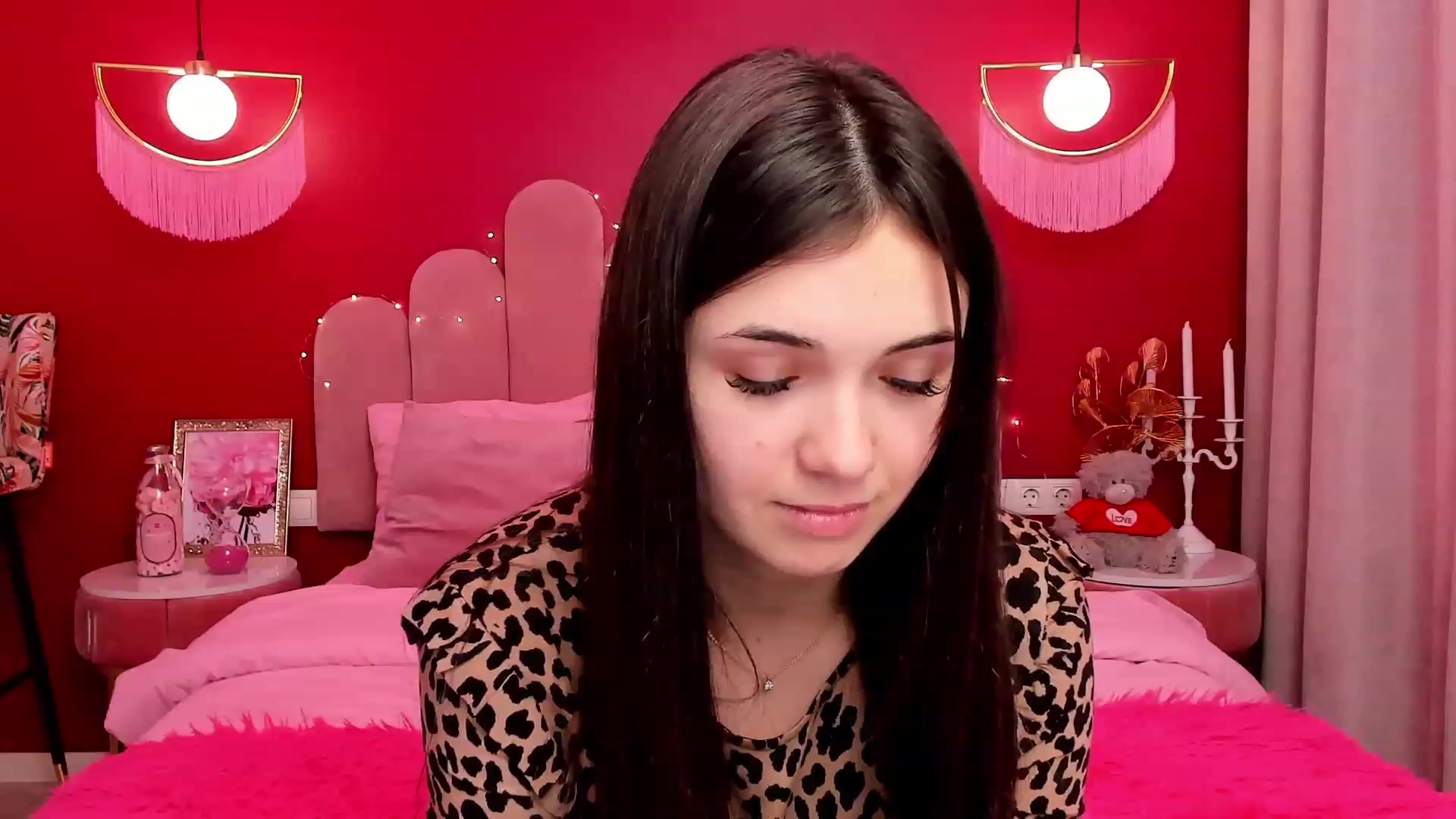 Gallery image thumbnail from AmeliaMFC's myfreecams stream on, 02/10/2023, 15:17 image 11 of 20