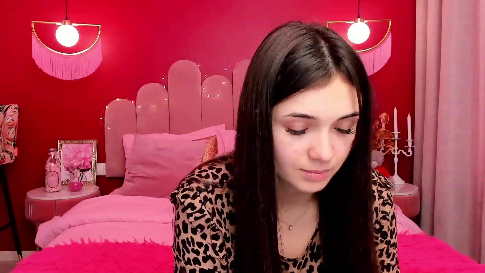 Gallery image thumbnail from AmeliaMFC's myfreecams stream on, 02/10/2023, 15:17 image 9 of 20