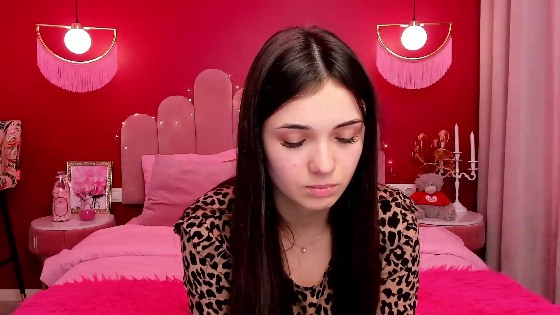 Gallery image thumbnail from AmeliaMFC's myfreecams stream on, 02/10/2023, 15:17 image 10 of 20
