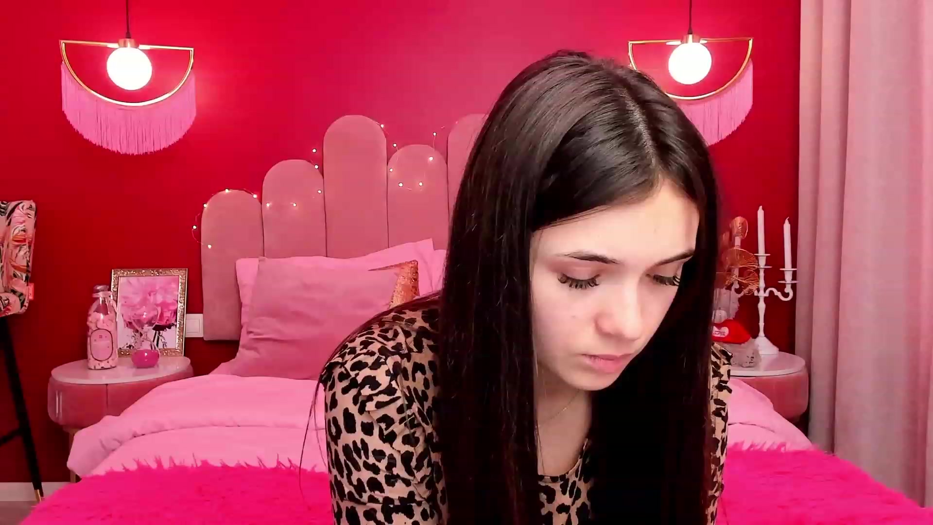 Gallery image thumbnail from AmeliaMFC's myfreecams stream on, 02/10/2023, 15:17 image 7 of 20