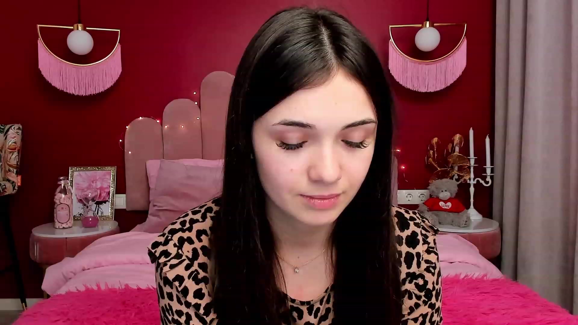 Gallery image thumbnail from AmeliaMFC's myfreecams stream on, 02/10/2023, 15:17 image 16 of 20