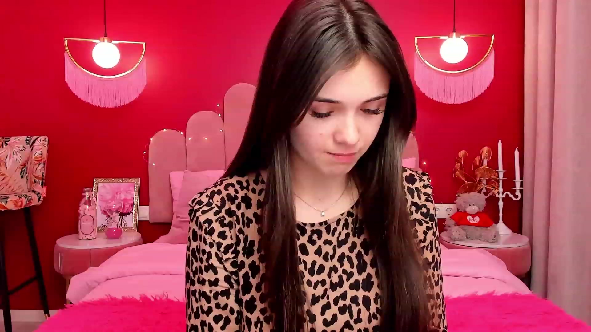 Gallery image thumbnail from AmeliaMFC's myfreecams stream on, 02/10/2023, 18:49 image 12 of 20