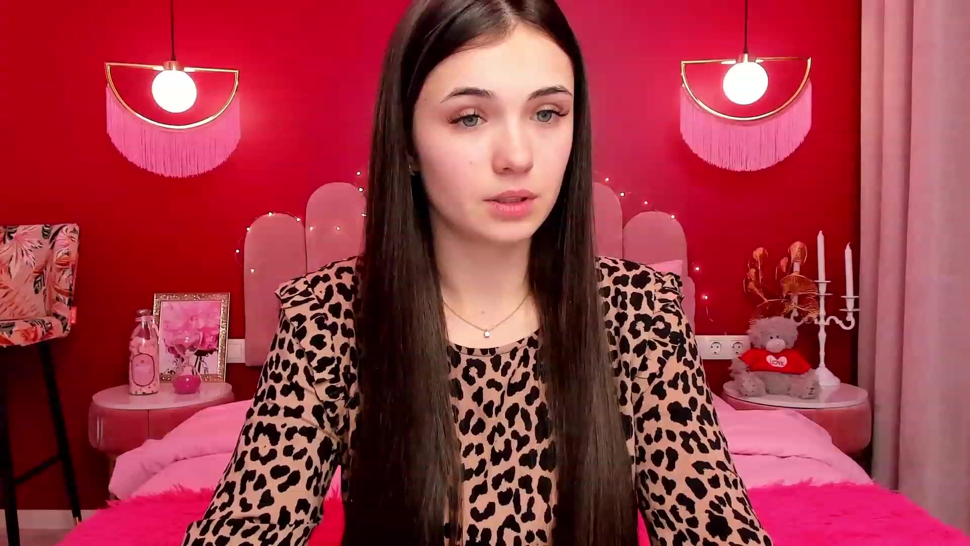 Gallery image thumbnail from AmeliaMFC's myfreecams stream on, 02/10/2023, 19:32 image 8 of 20