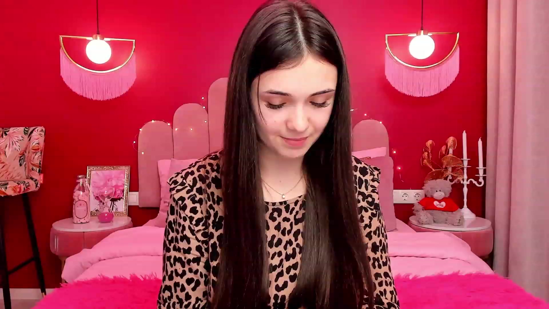 Gallery image thumbnail from AmeliaMFC's myfreecams stream on, 02/10/2023, 19:32 image 15 of 20