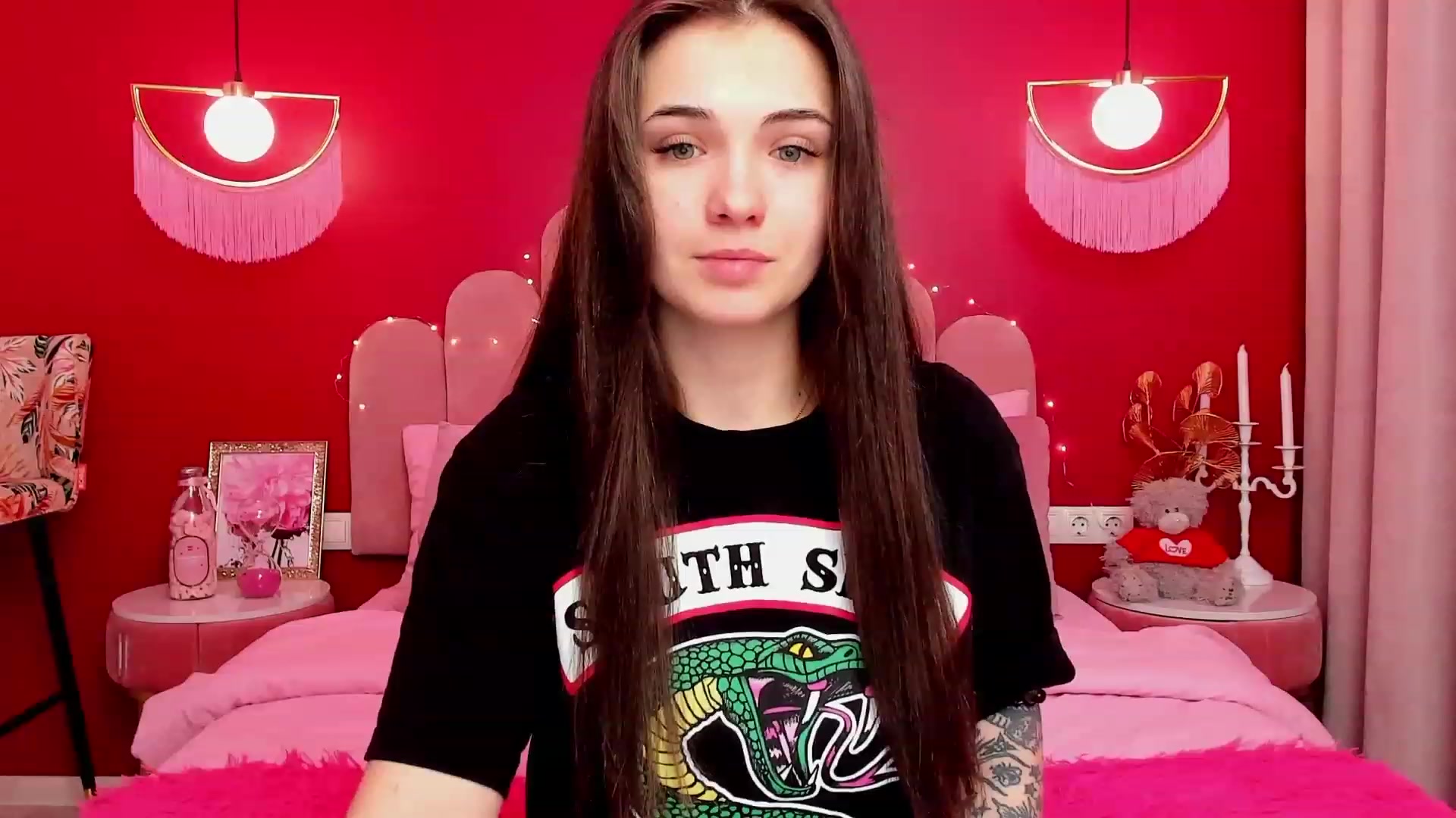 Gallery image thumbnail from AmeliaMFC's myfreecams stream on, 02/12/2023, 08:58 image 2 of 20