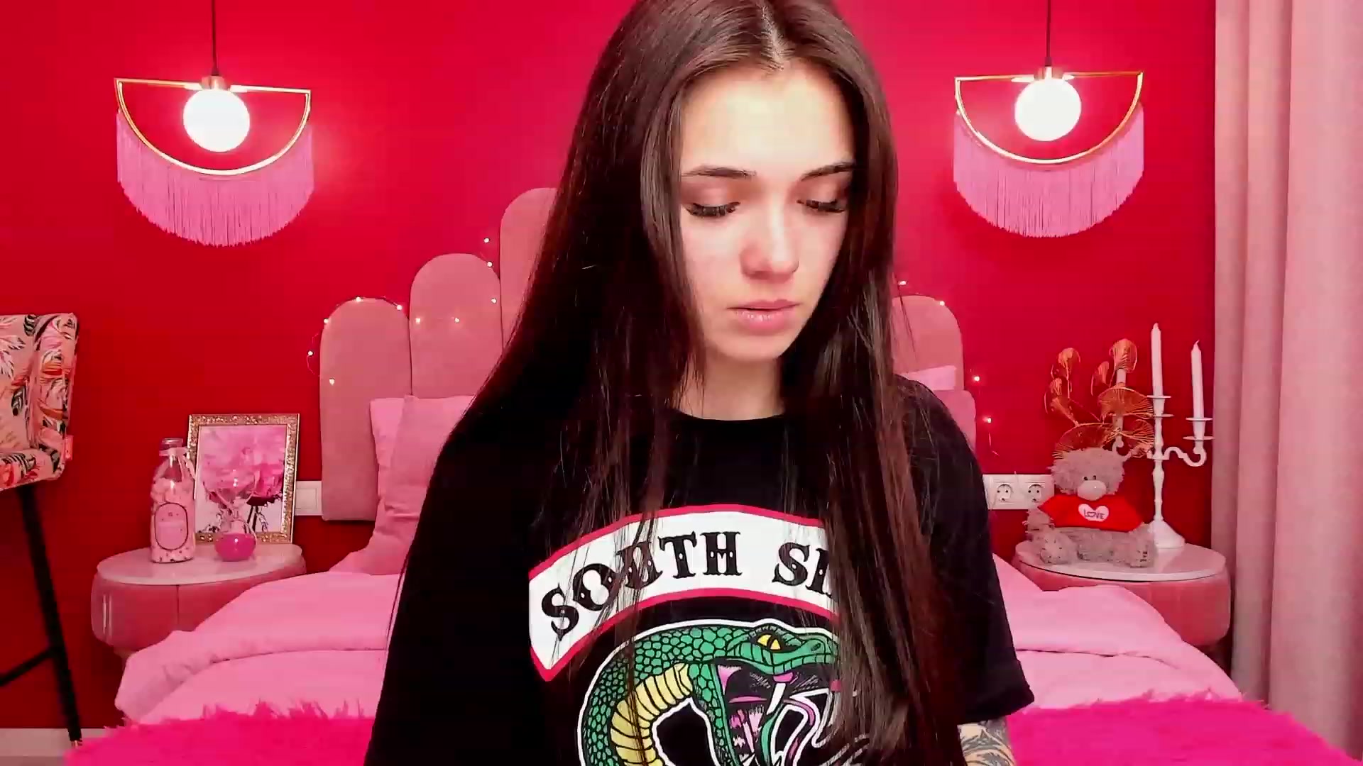 Gallery image thumbnail from AmeliaMFC's myfreecams stream on, 02/12/2023, 09:23 image 2 of 20