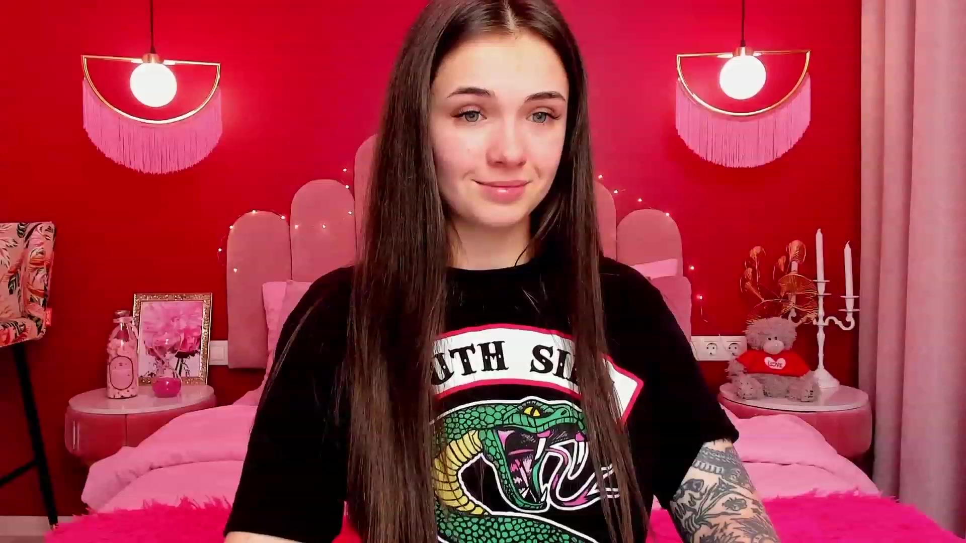 Gallery image thumbnail from AmeliaMFC's myfreecams stream on, 02/12/2023, 09:23 image 20 of 20