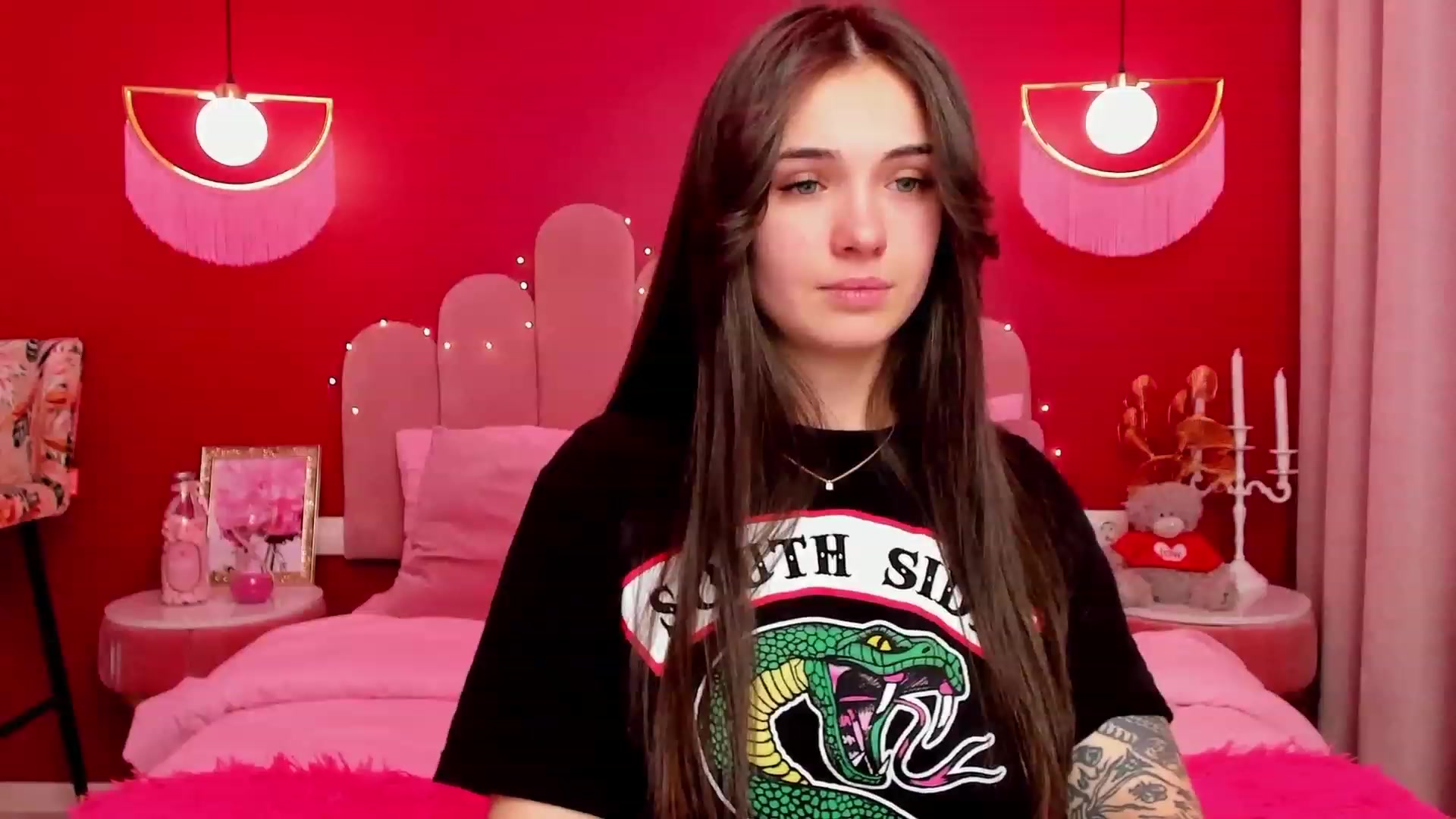 Gallery image thumbnail from AmeliaMFC's myfreecams stream on, 02/12/2023, 10:36 image 3 of 20