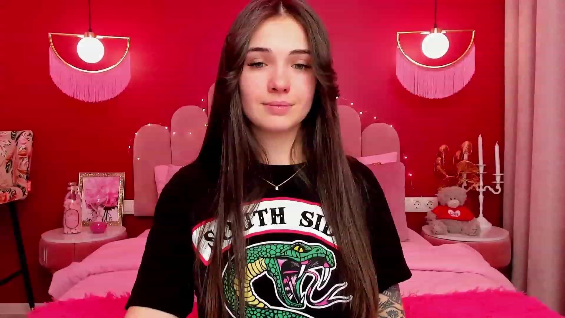 Gallery image thumbnail from AmeliaMFC's myfreecams stream on, 02/12/2023, 10:36 image 2 of 20