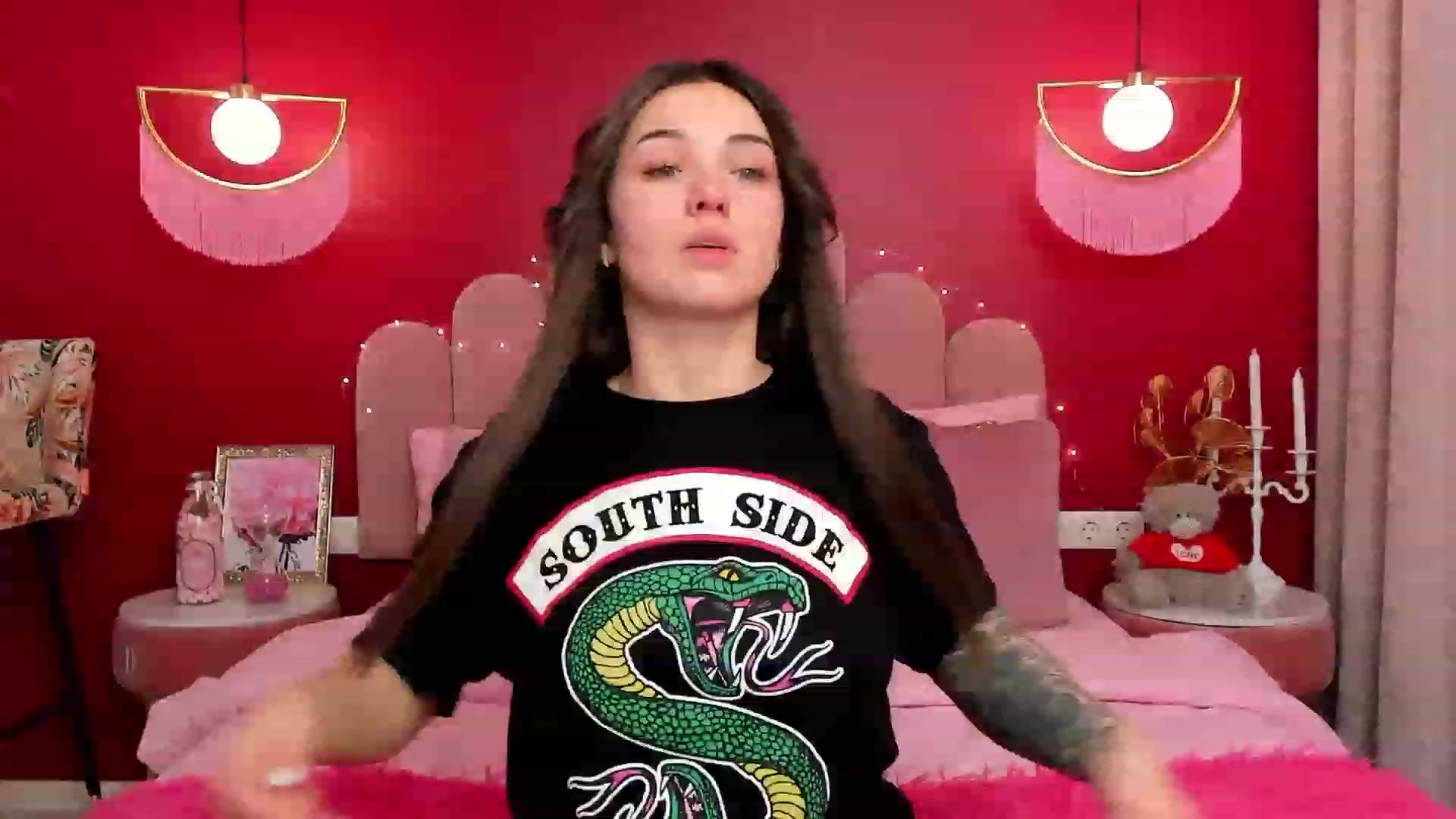 Gallery image thumbnail from AmeliaMFC's myfreecams stream on, 02/12/2023, 11:18 image 4 of 20