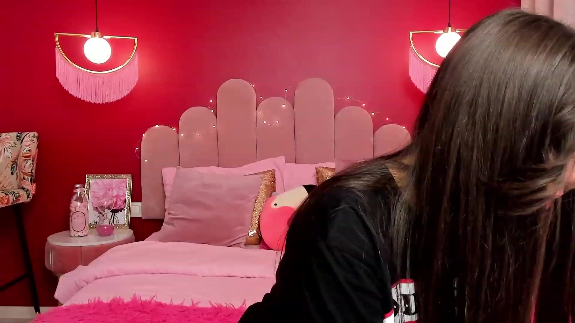 Gallery image thumbnail from AmeliaMFC's myfreecams stream on, 02/12/2023, 11:18 image 2 of 20