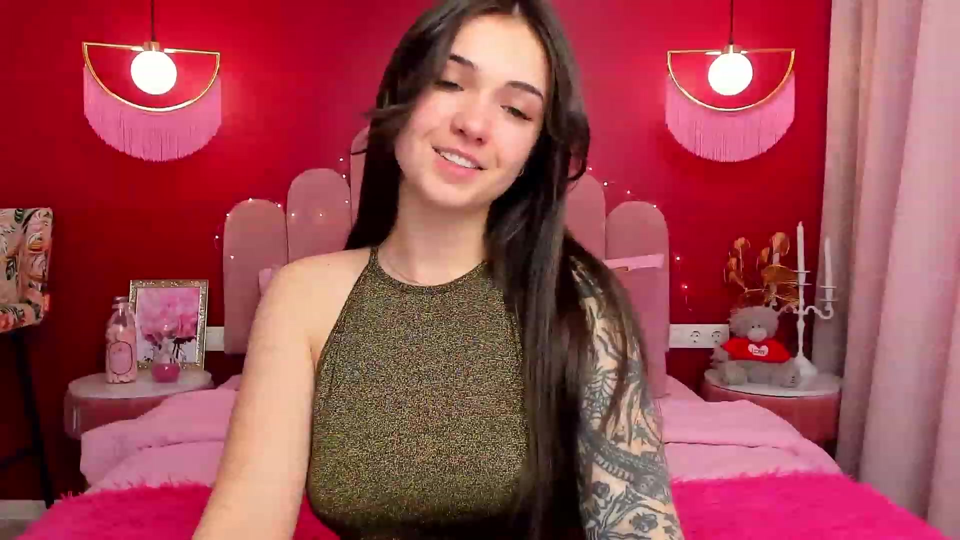 Gallery image thumbnail from AmeliaMFC's myfreecams stream on, 02/12/2023, 13:01 image 16 of 20