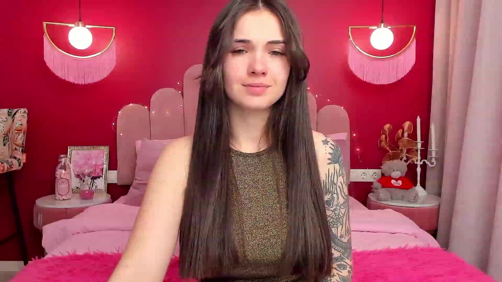 Gallery image thumbnail from AmeliaMFC's myfreecams stream on, 02/12/2023, 13:01 image 10 of 20