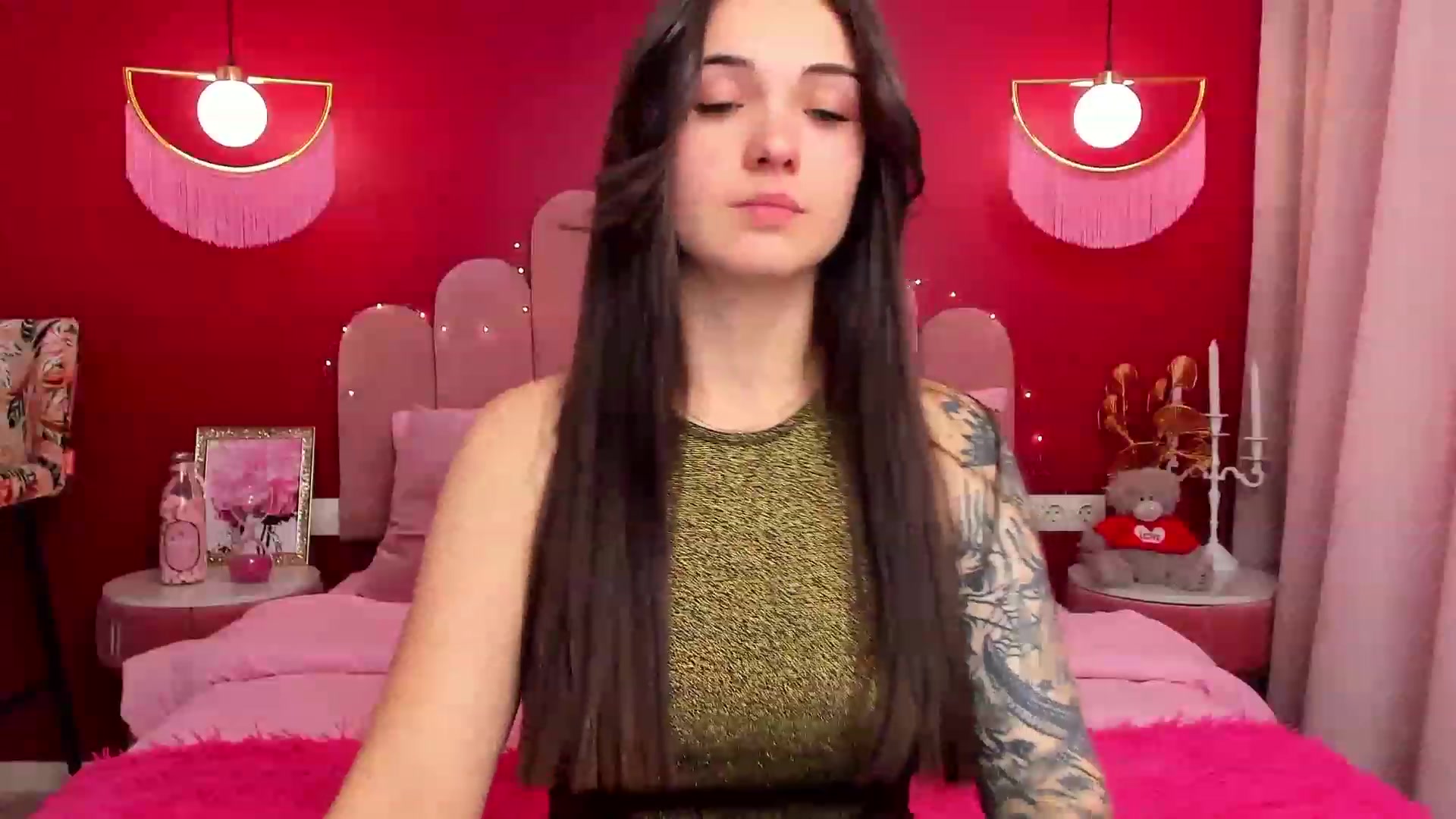 Gallery image thumbnail from AmeliaMFC's myfreecams stream on, 02/12/2023, 13:01 image 14 of 20