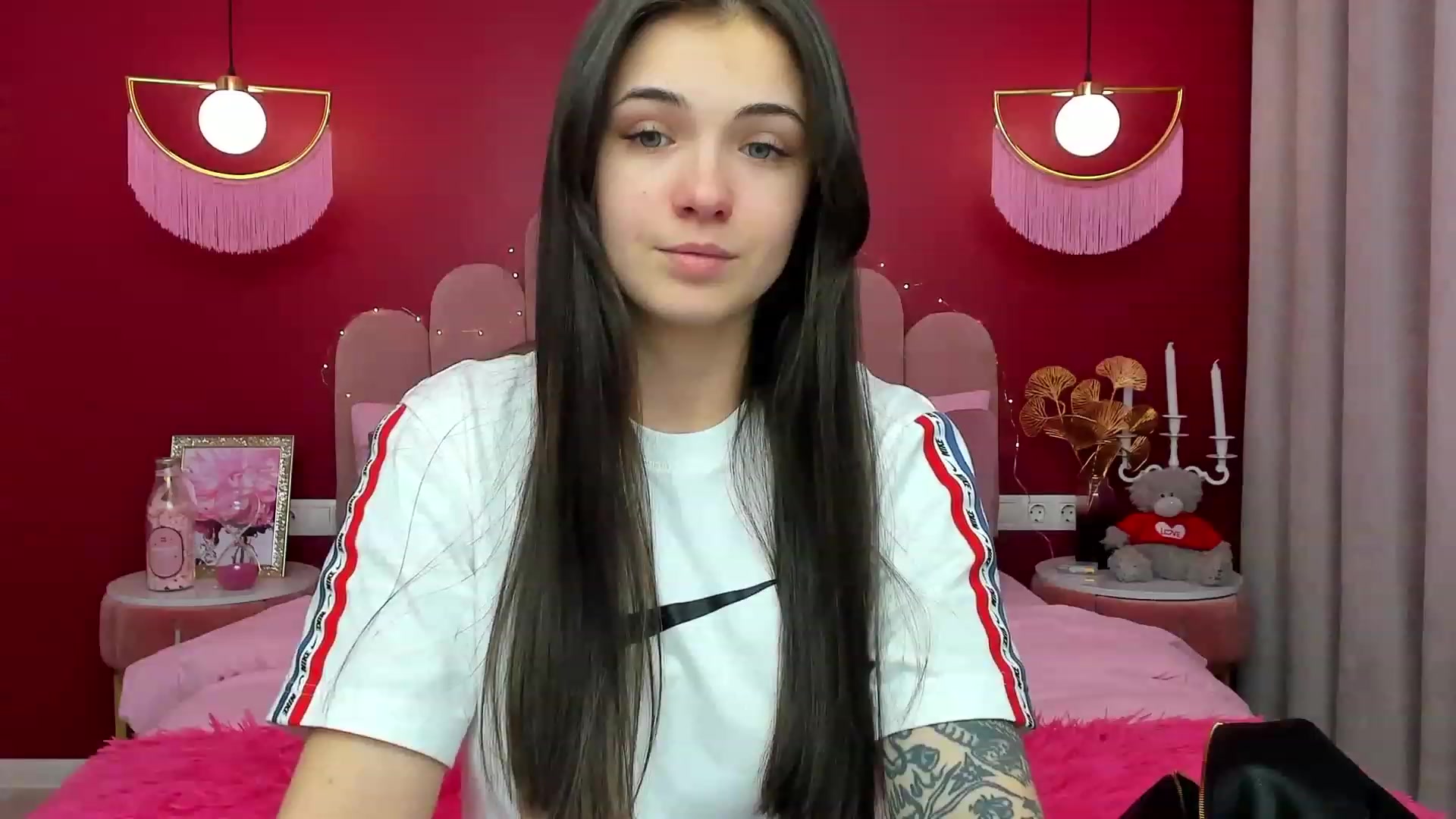 Gallery image thumbnail from AmeliaMFC's myfreecams stream on, 02/13/2023, 15:11 image 4 of 20