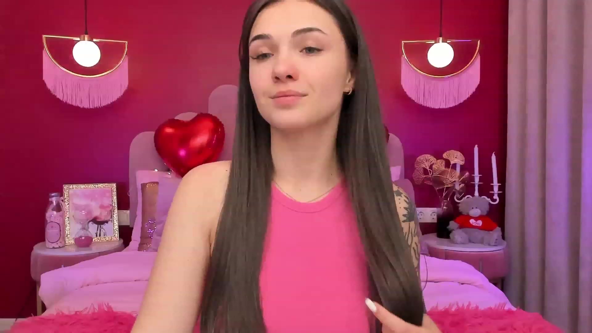 Gallery image thumbnail from AmeliaMFC's myfreecams stream on, 02/13/2023, 19:06 image 18 of 20