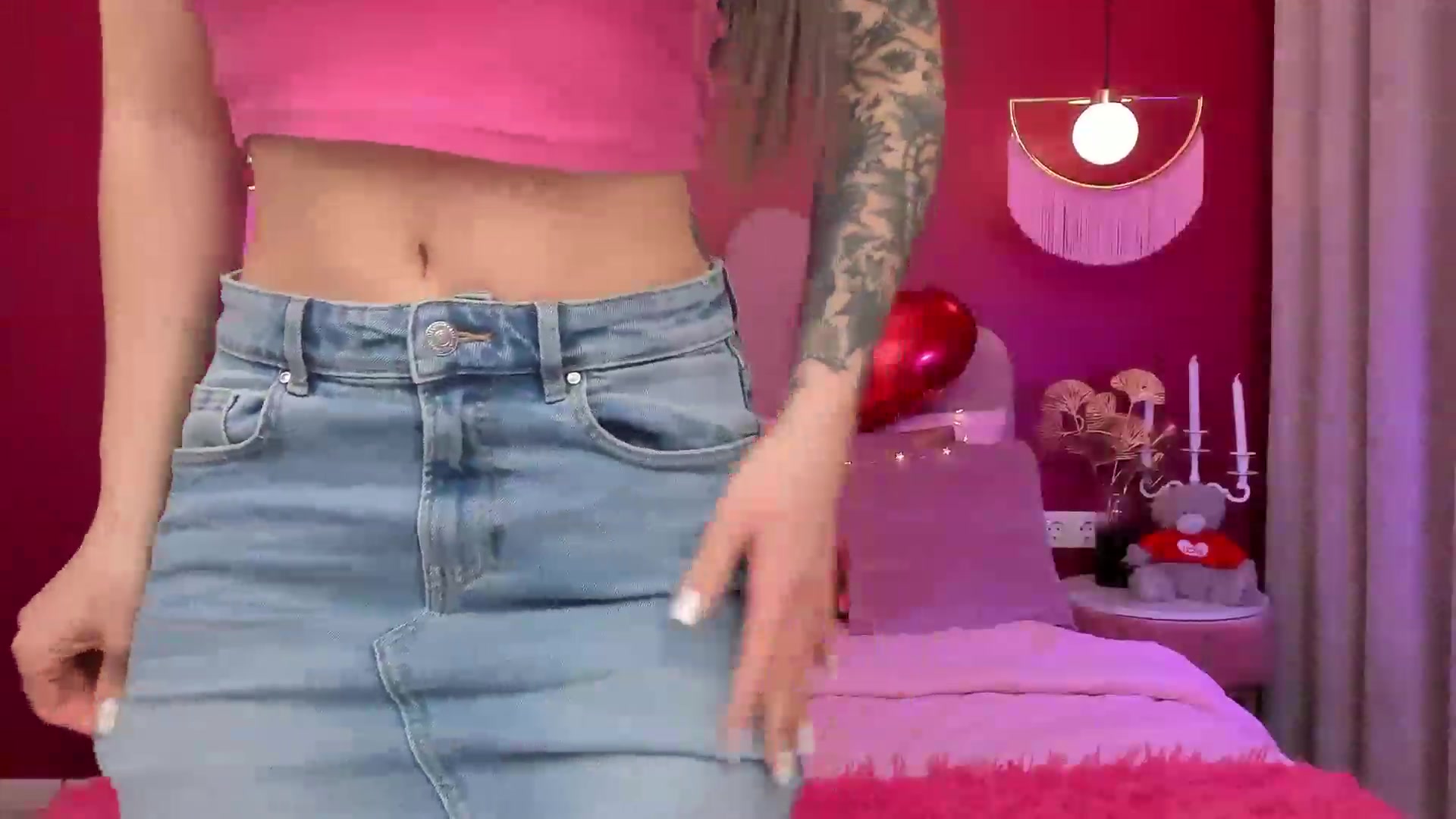 Gallery image thumbnail from AmeliaMFC's myfreecams stream on, 02/13/2023, 19:06 image 15 of 20