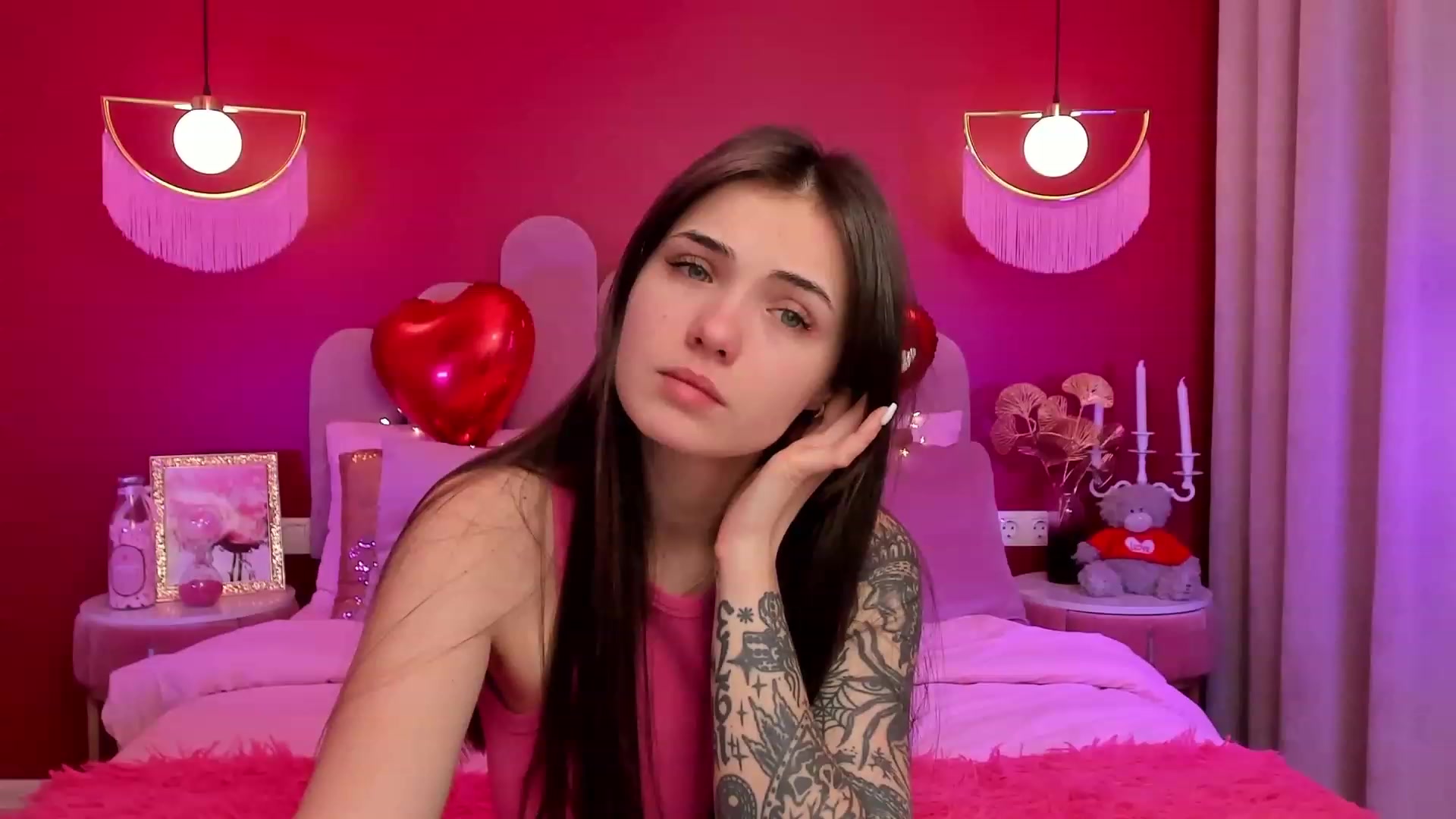 Gallery image thumbnail from AmeliaMFC's myfreecams stream on, 02/14/2023, 06:49 image 14 of 20