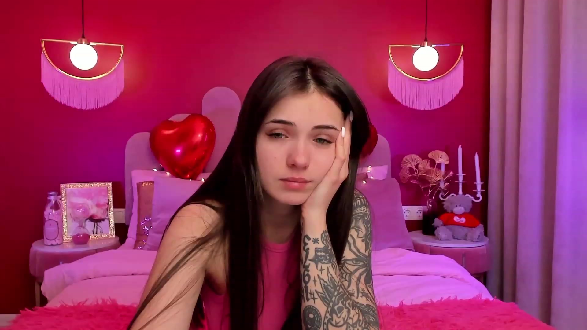 Gallery image thumbnail from AmeliaMFC's myfreecams stream on, 02/14/2023, 06:49 image 18 of 20