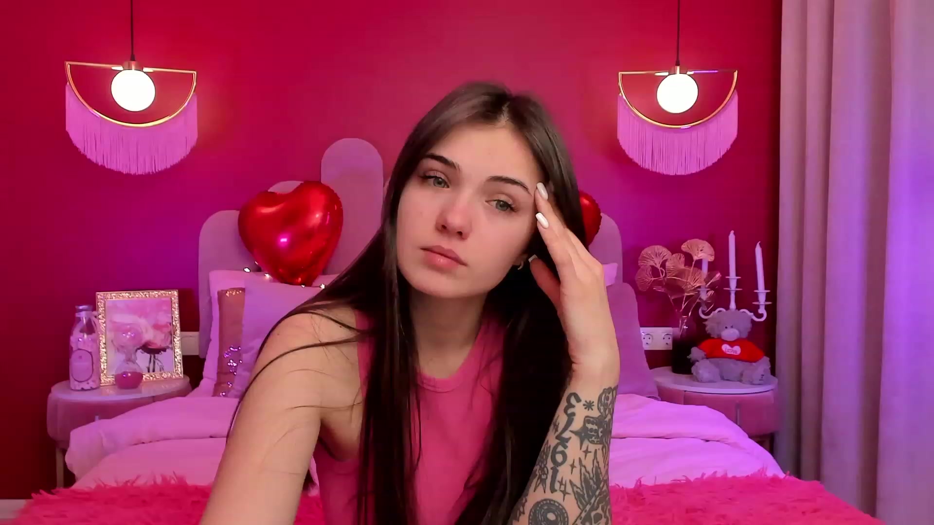 Gallery image thumbnail from AmeliaMFC's myfreecams stream on, 02/14/2023, 06:49 image 19 of 20