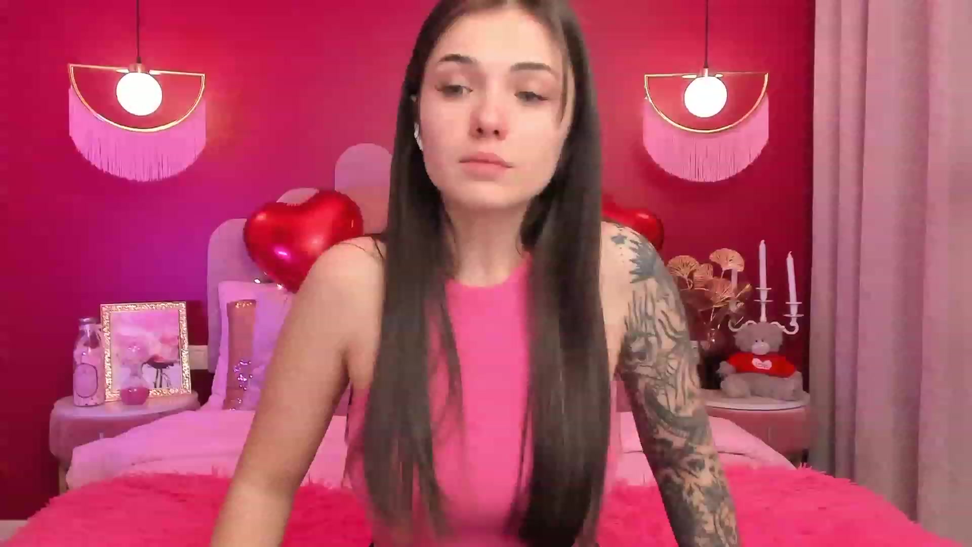 Gallery image thumbnail from AmeliaMFC's myfreecams stream on, 02/14/2023, 11:14 image 10 of 20