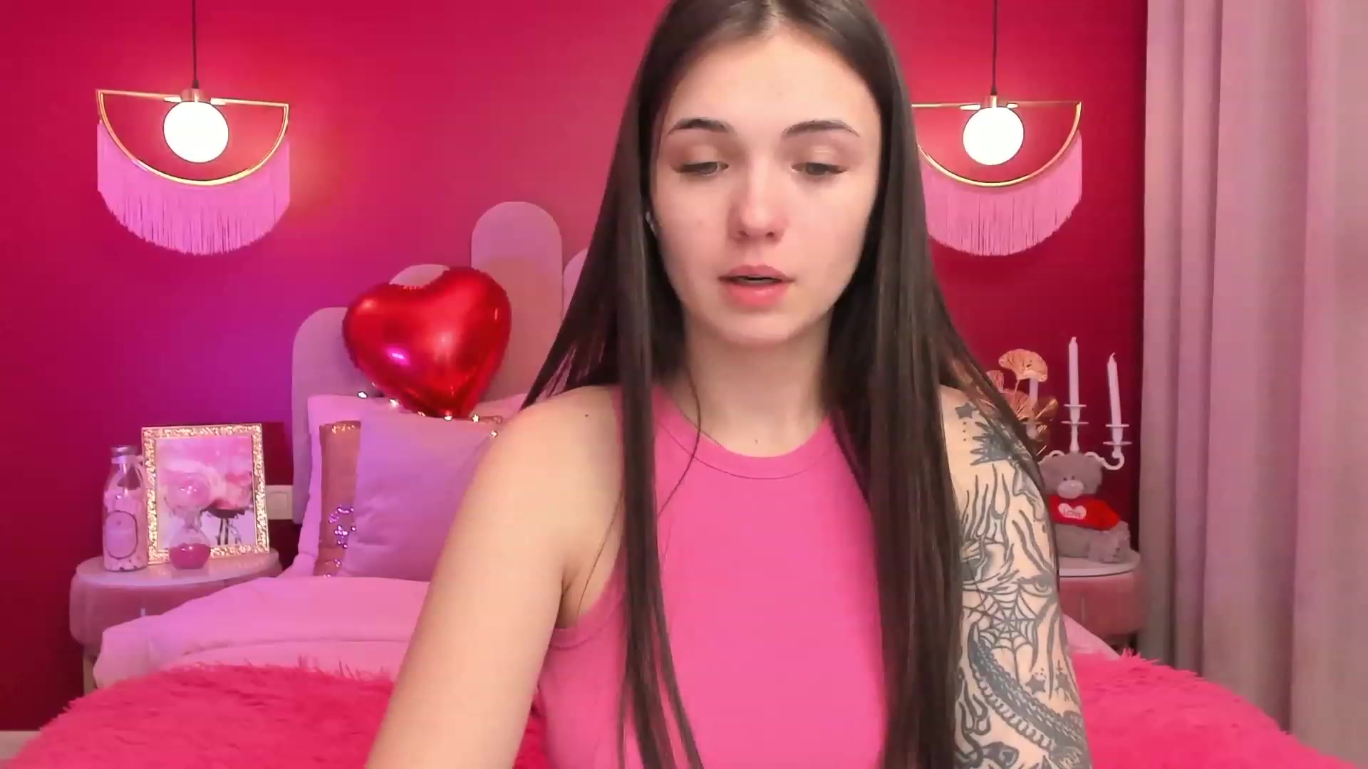 Gallery image thumbnail from AmeliaMFC's myfreecams stream on, 02/14/2023, 11:14 image 5 of 20