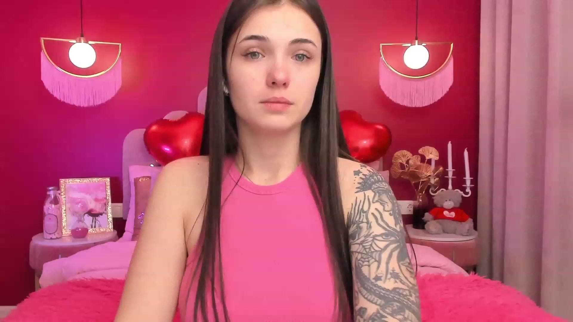 Gallery image thumbnail from AmeliaMFC's myfreecams stream on, 02/14/2023, 11:14 image 4 of 20