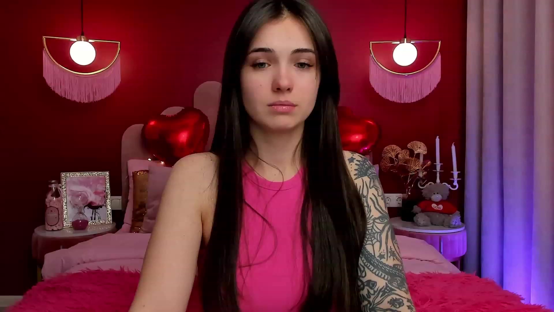 Gallery image thumbnail from AmeliaMFC's myfreecams stream on, 02/14/2023, 11:40 image 19 of 20