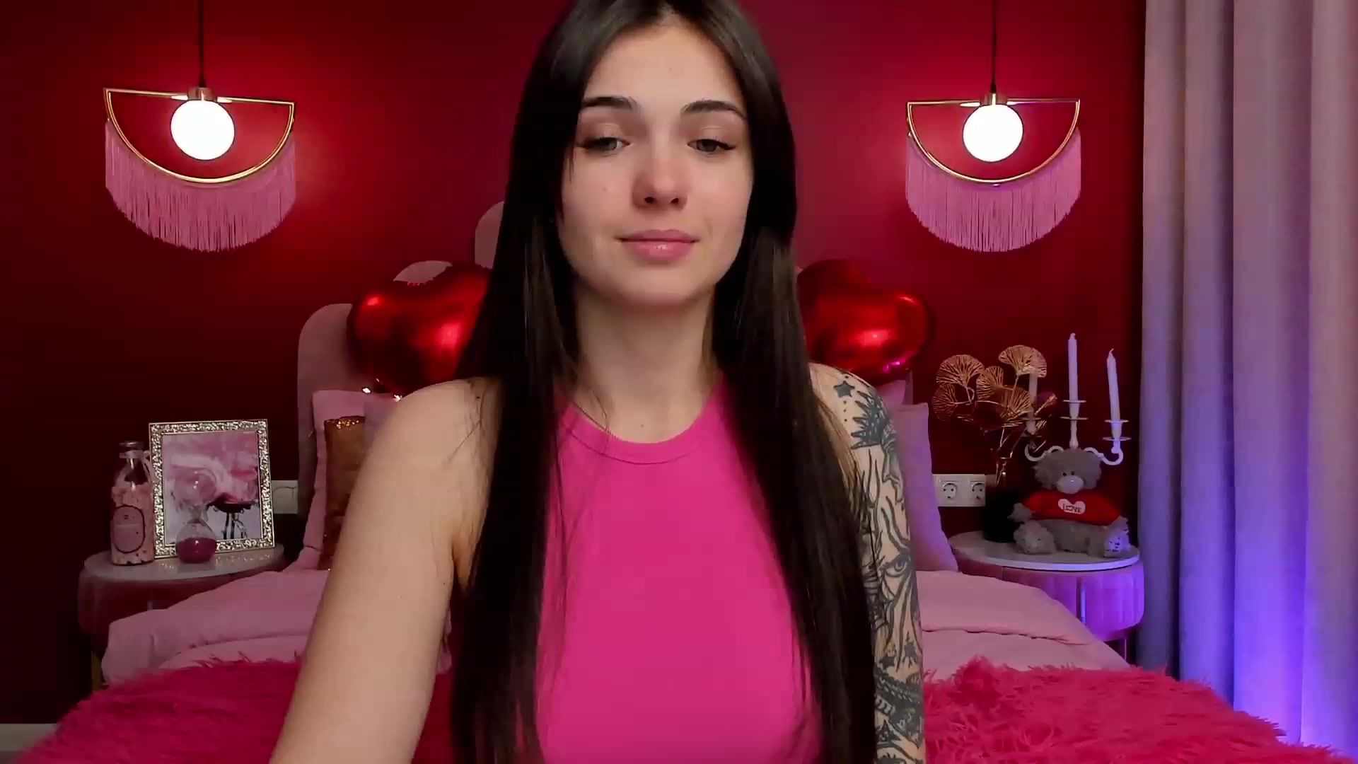Gallery image thumbnail from AmeliaMFC's myfreecams stream on, 02/14/2023, 11:40 image 13 of 20