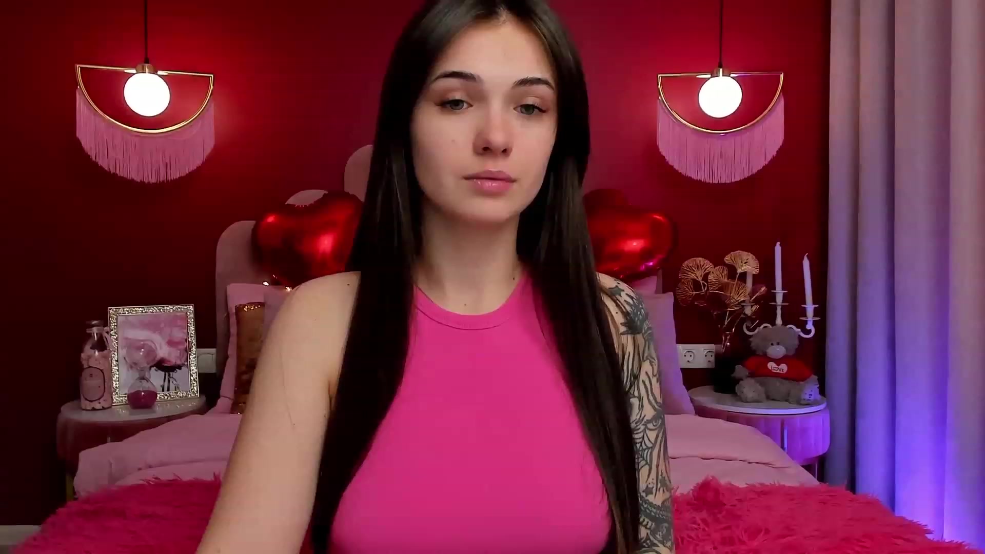 Gallery image thumbnail from AmeliaMFC's myfreecams stream on, 02/14/2023, 11:40 image 15 of 20