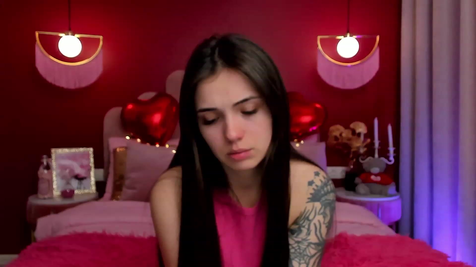 Gallery image thumbnail from AmeliaMFC's myfreecams stream on, 02/14/2023, 12:40 image 15 of 20