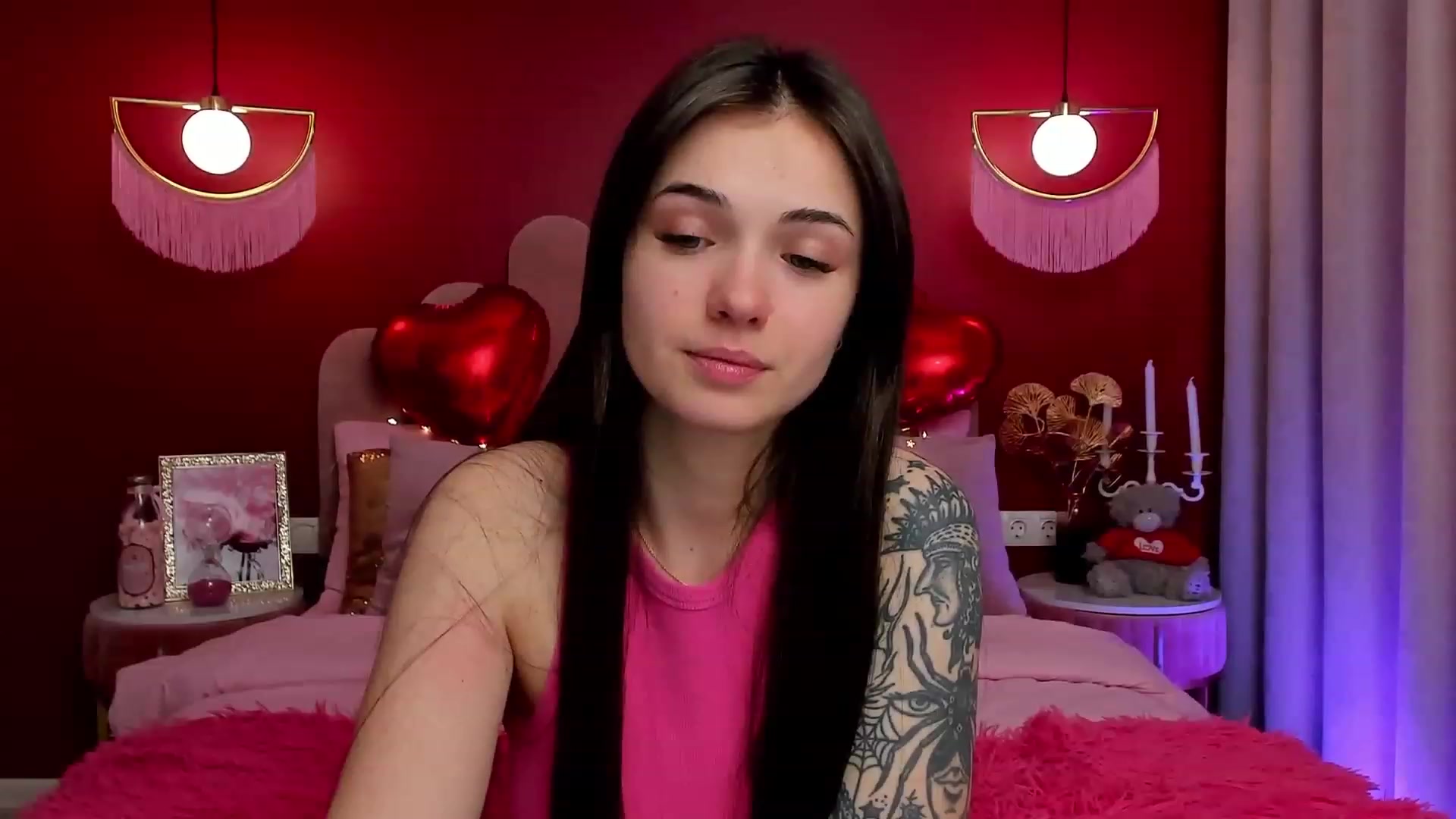 Gallery image thumbnail from AmeliaMFC's myfreecams stream on, 02/14/2023, 12:40 image 9 of 20