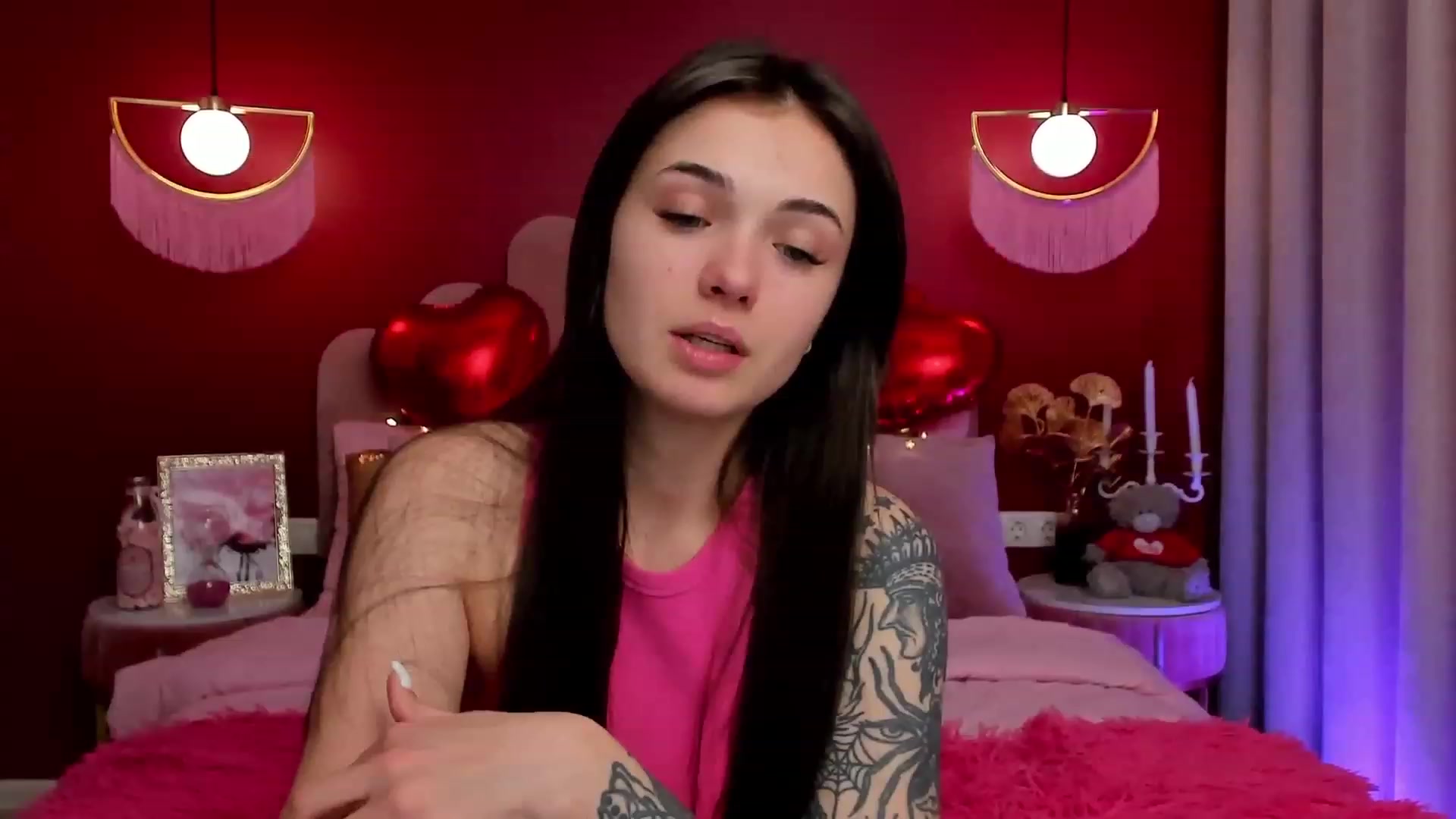 Gallery image thumbnail from AmeliaMFC's myfreecams stream on, 02/14/2023, 12:40 image 6 of 20