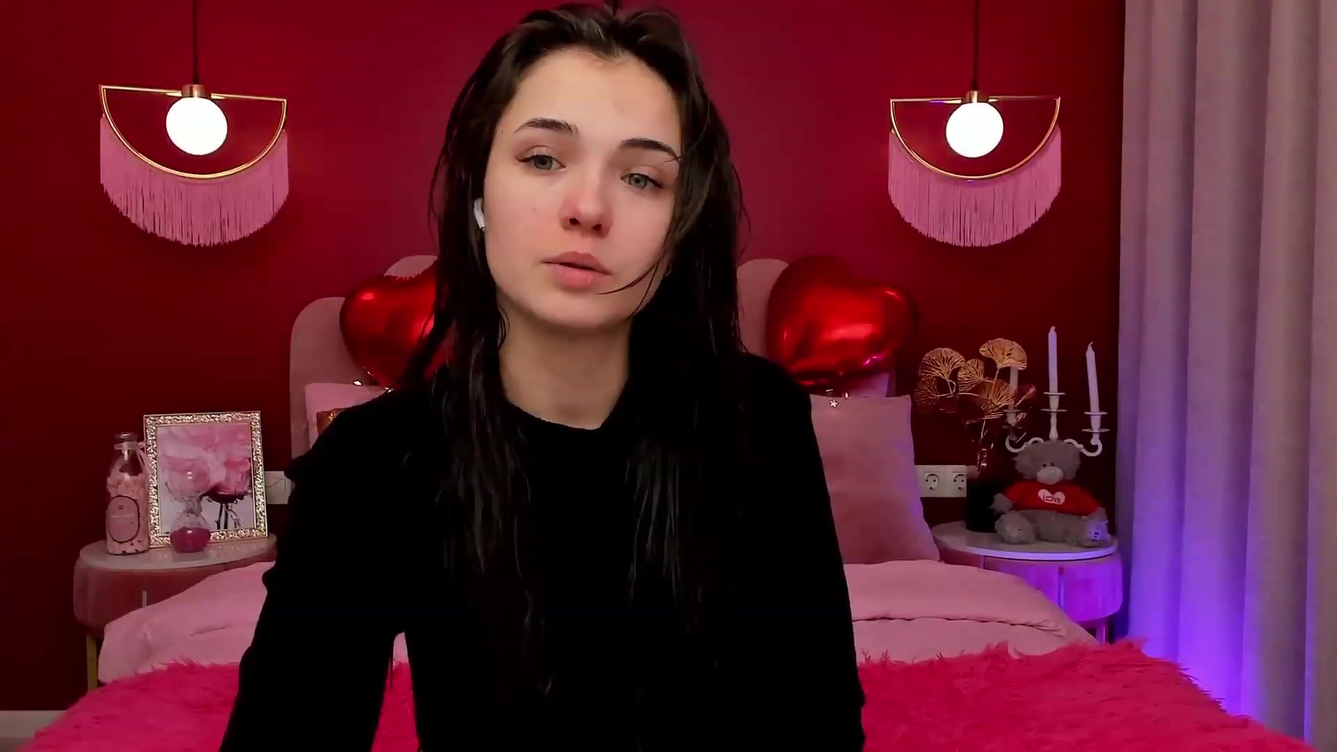 Gallery image thumbnail from AmeliaMFC's myfreecams stream on, 02/15/2023, 13:24 image 4 of 20