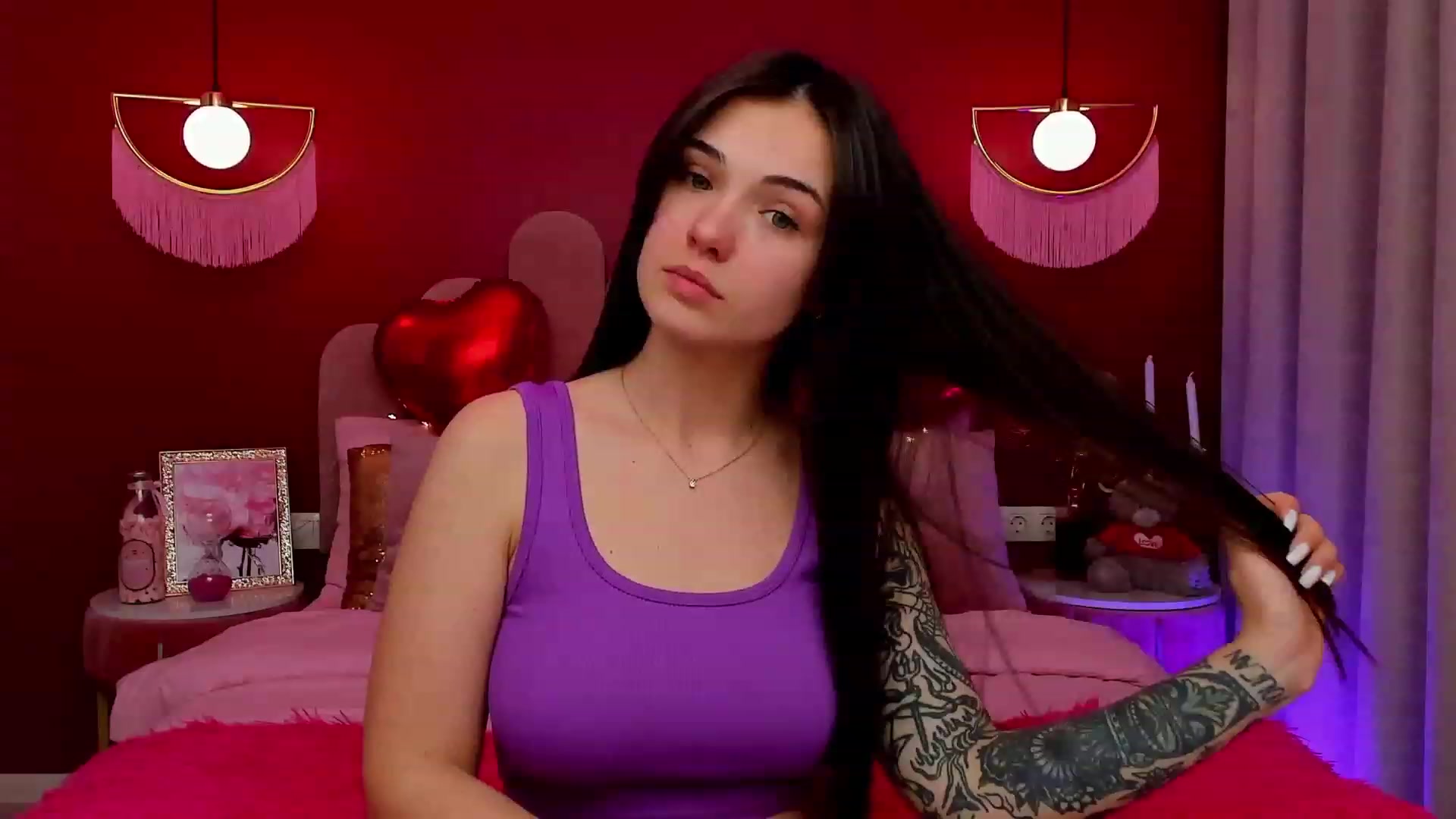 Gallery image thumbnail from AmeliaMFC's myfreecams stream on, 02/15/2023, 14:40 image 10 of 20