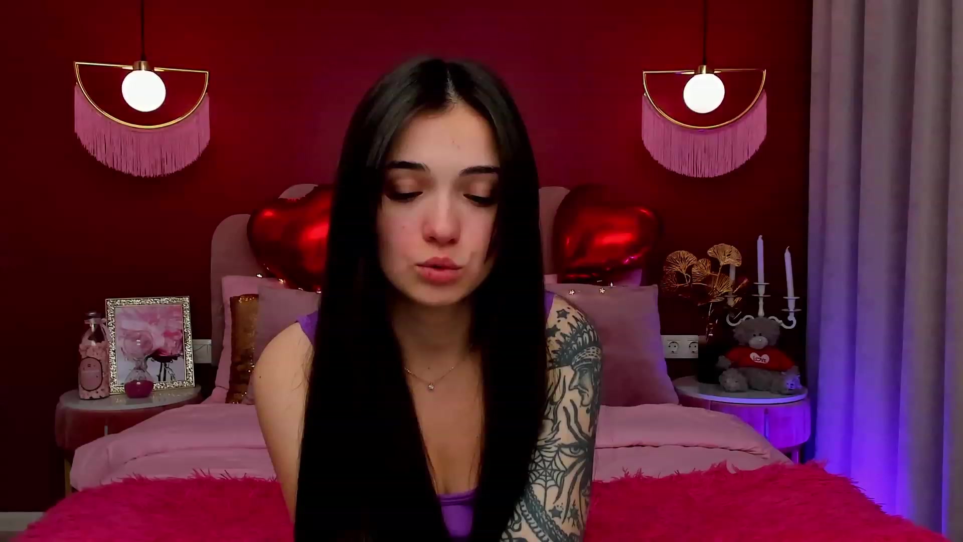 Gallery image thumbnail from AmeliaMFC's myfreecams stream on, 02/15/2023, 14:40 image 13 of 20