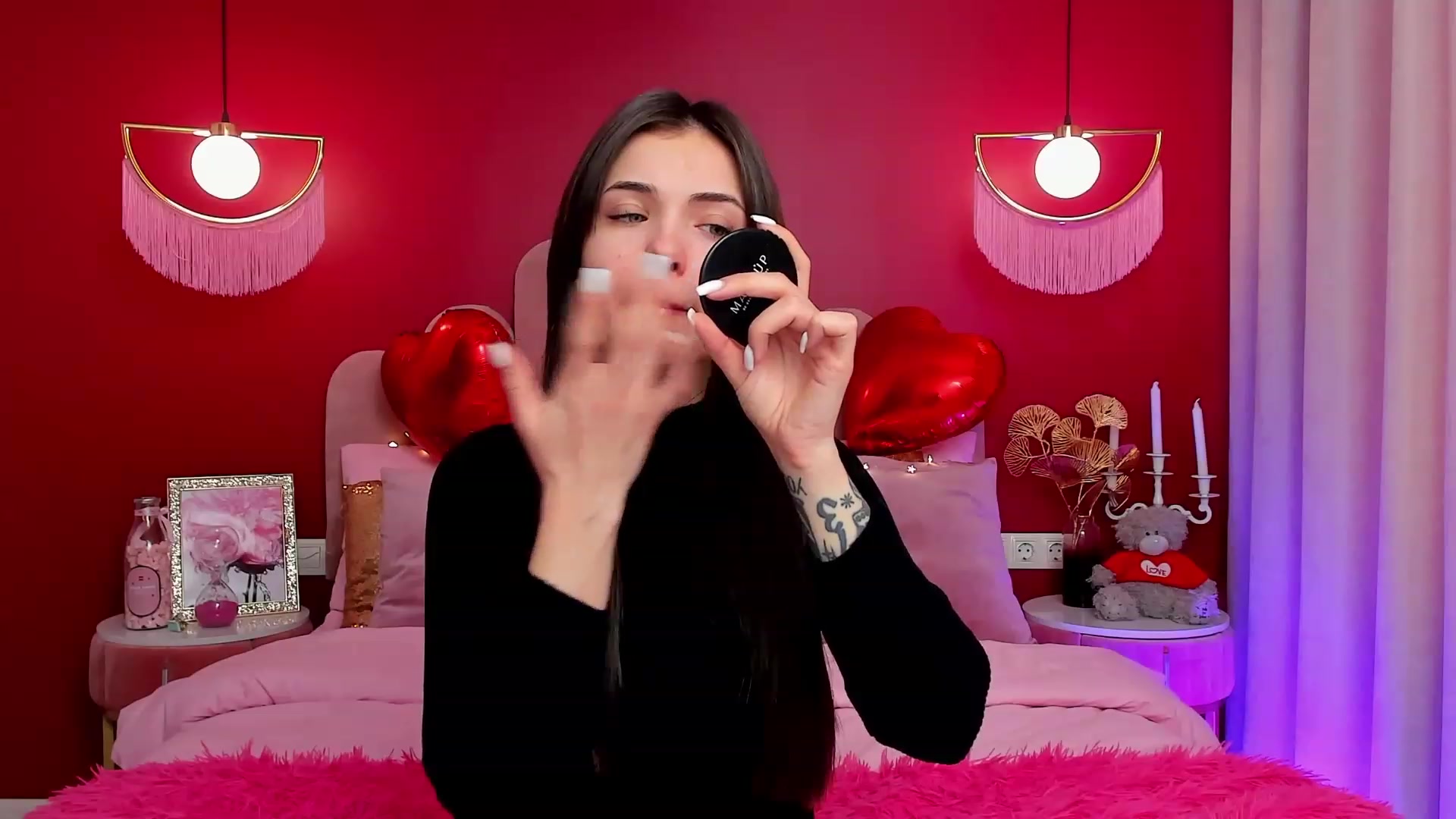 Gallery image thumbnail from AmeliaMFC's myfreecams stream on, 02/16/2023, 08:11 image 15 of 20