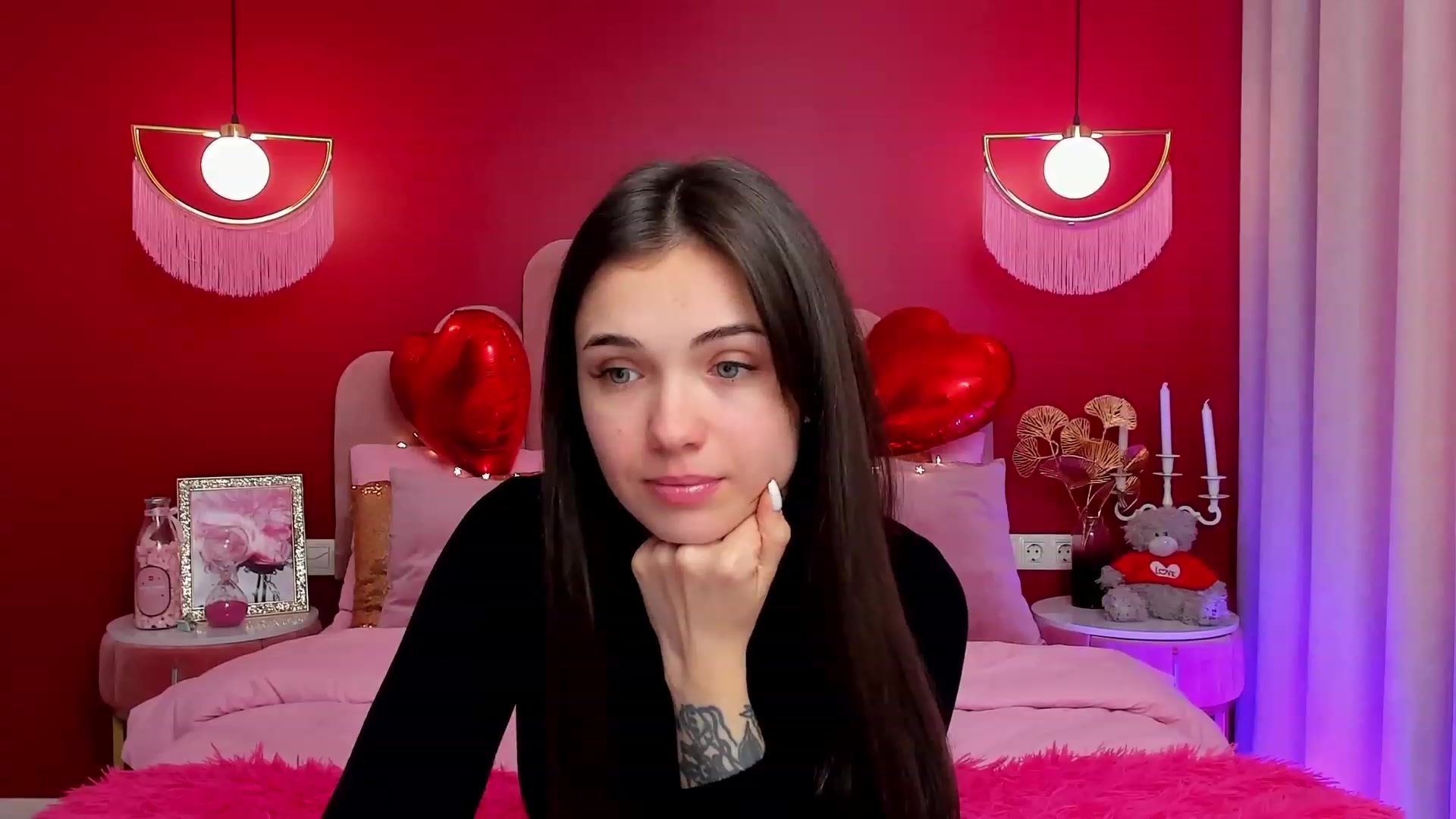 Gallery image thumbnail from AmeliaMFC's myfreecams stream on, 02/16/2023, 08:57 image 14 of 20