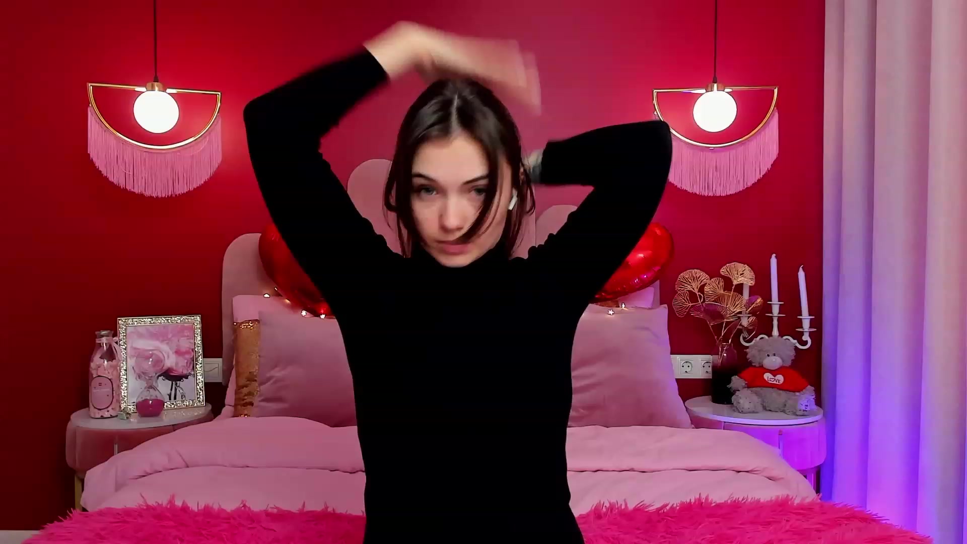 Gallery image thumbnail from AmeliaMFC's myfreecams stream on, 02/16/2023, 08:57 image 8 of 20