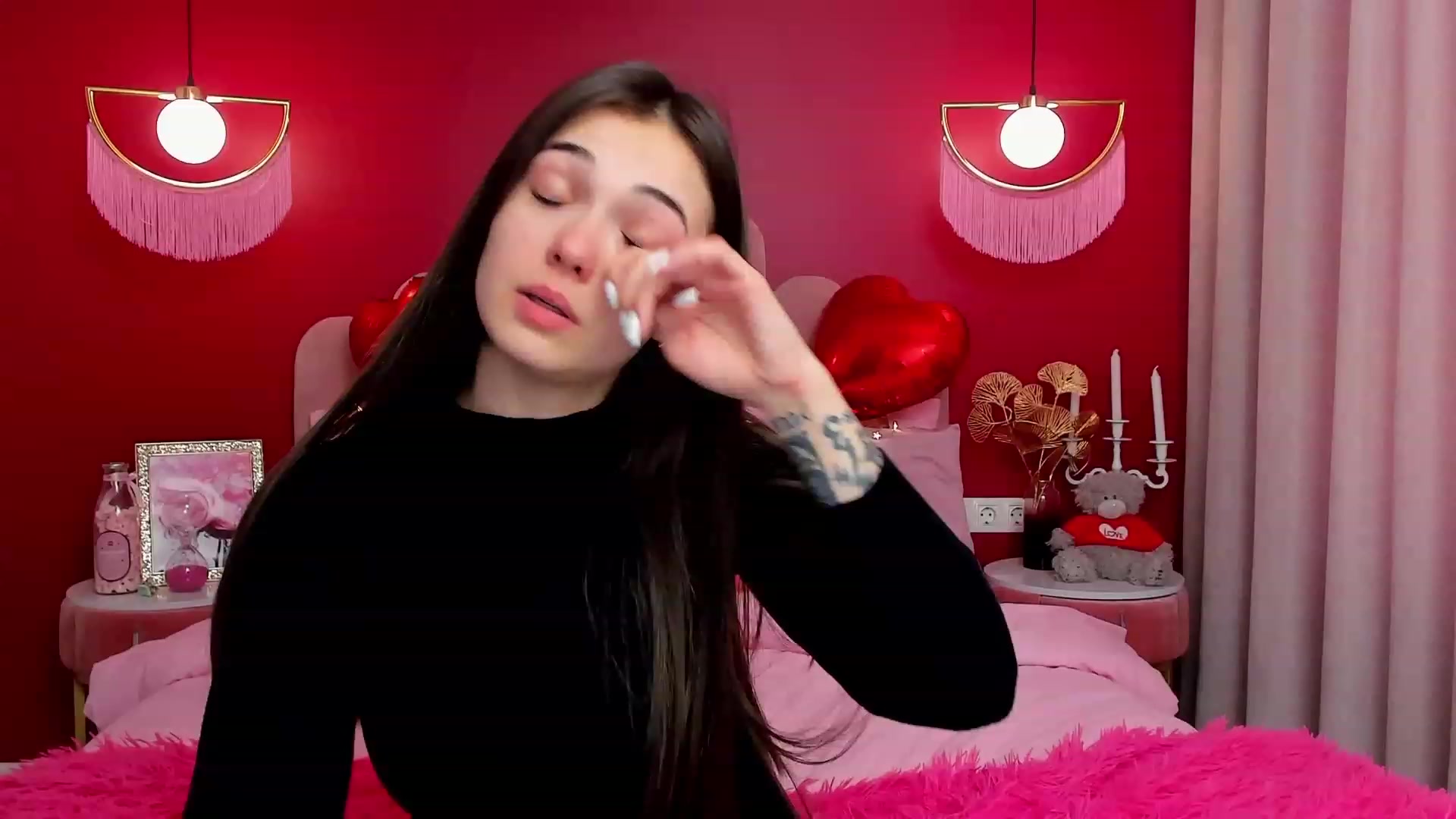 Gallery image thumbnail from AmeliaMFC's myfreecams stream on, 02/16/2023, 11:20 image 4 of 20