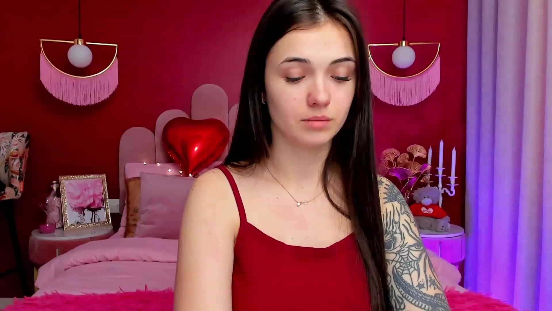 Gallery image thumbnail from AmeliaMFC's myfreecams stream on, 02/17/2023, 09:59 image 4 of 20