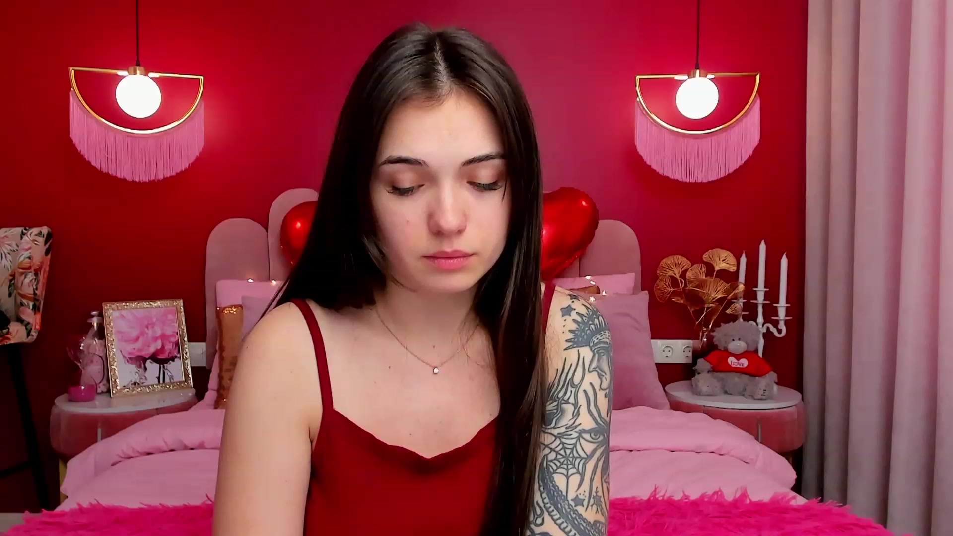 Gallery image thumbnail from AmeliaMFC's myfreecams stream on, 02/17/2023, 10:28 image 14 of 20